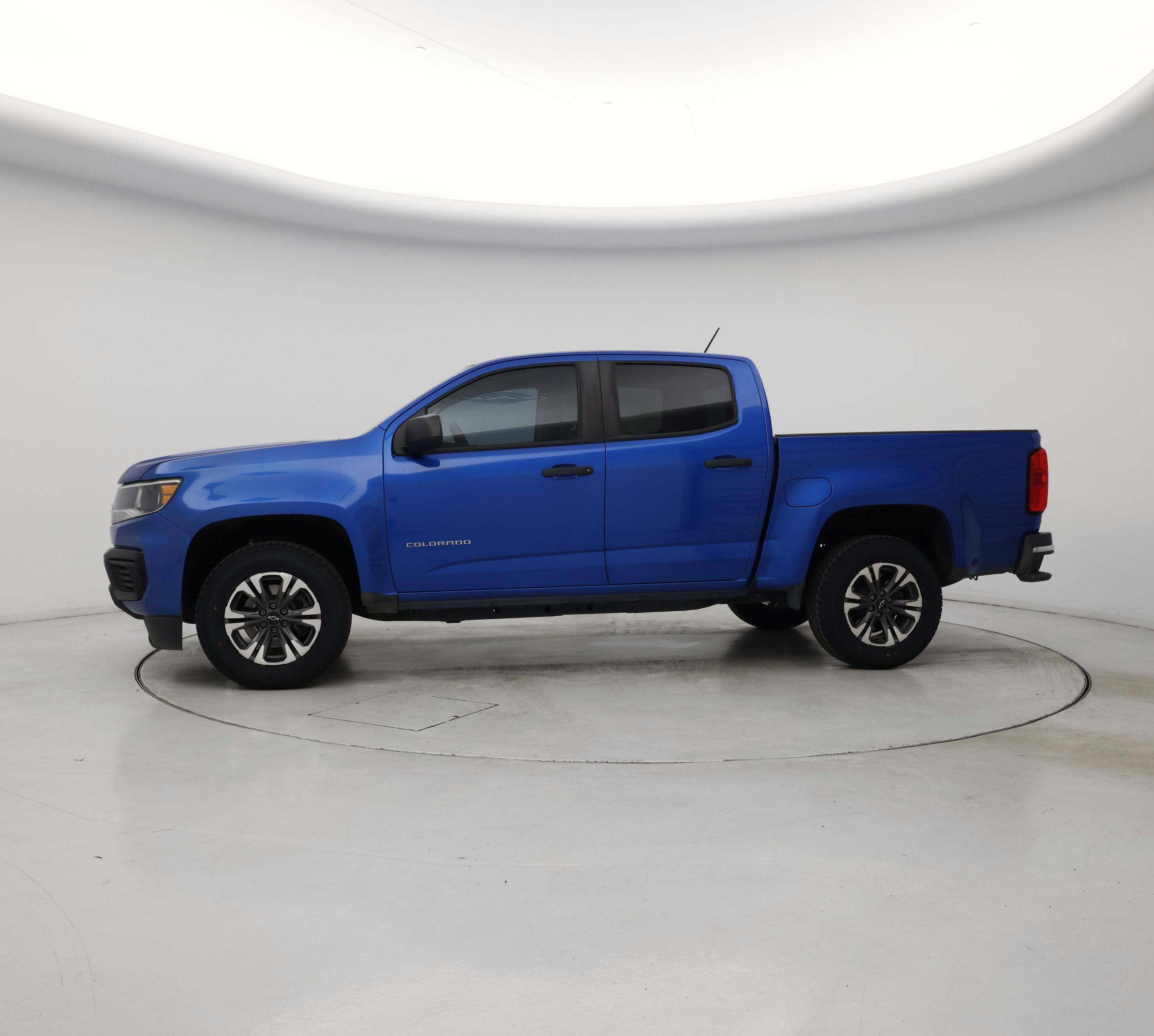 Thumbnail: 2021 Chevrolet Colorado - 3