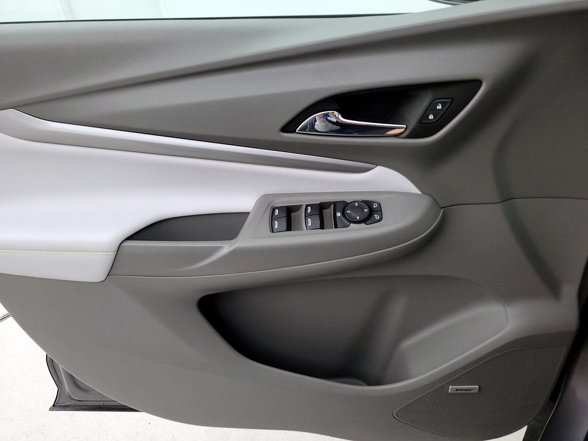 Thumbnail: 2022 Chevrolet Bolt EUV - 12