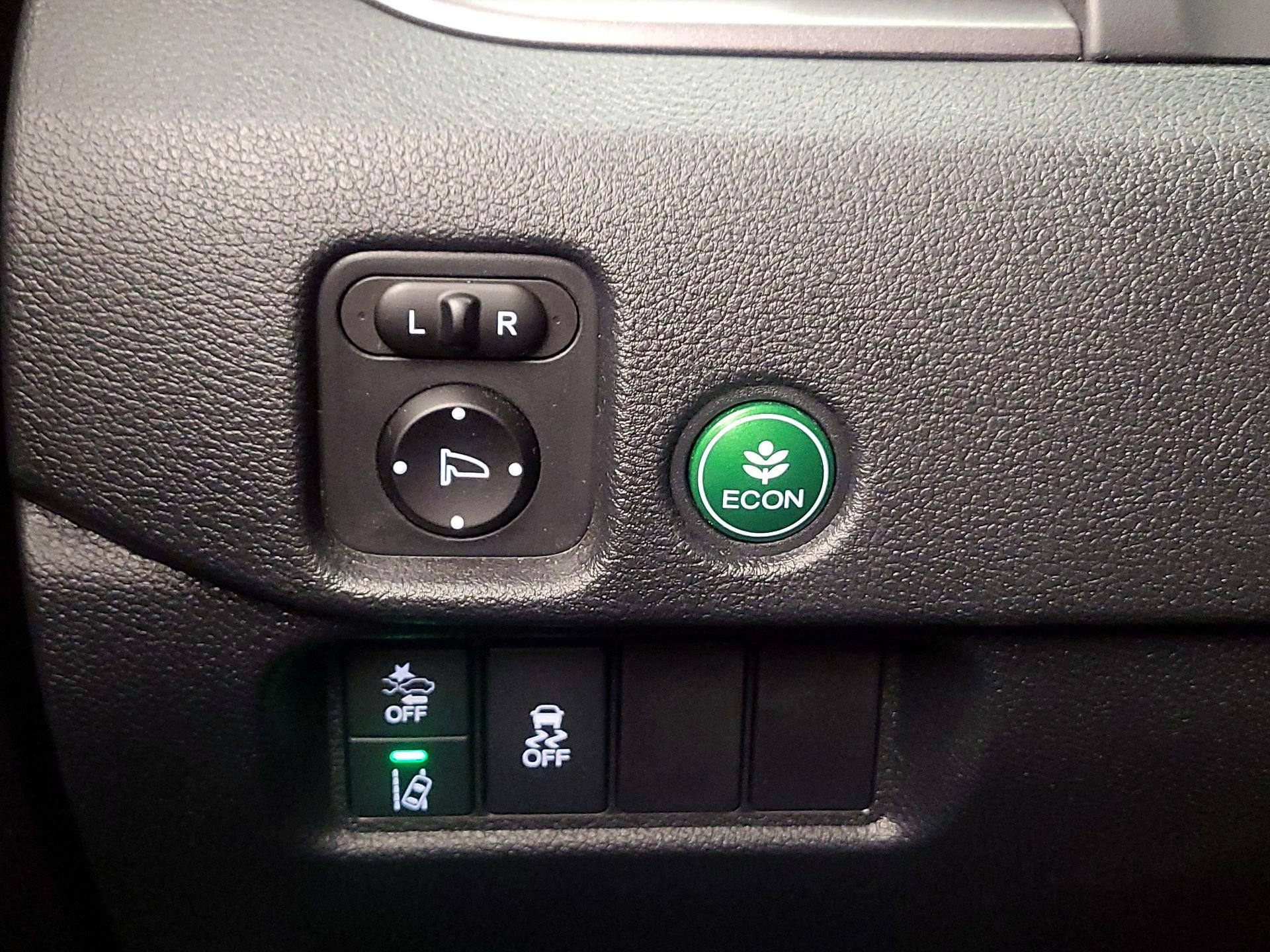 Thumbnail: 2020 Honda Pilot - 13