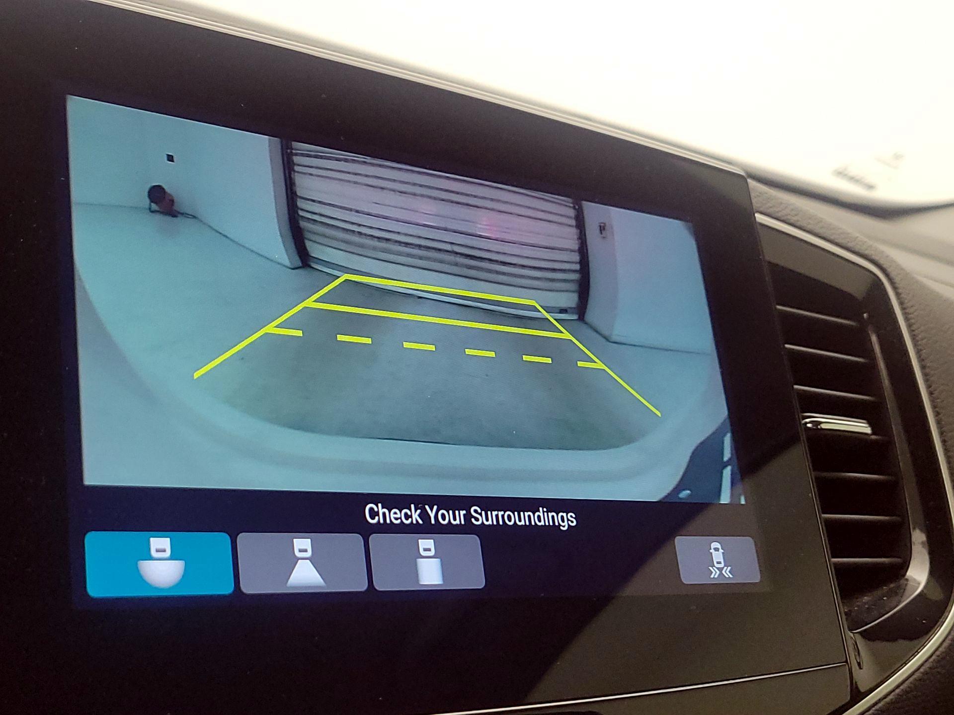 Thumbnail: 2020 Honda Pilot - 14