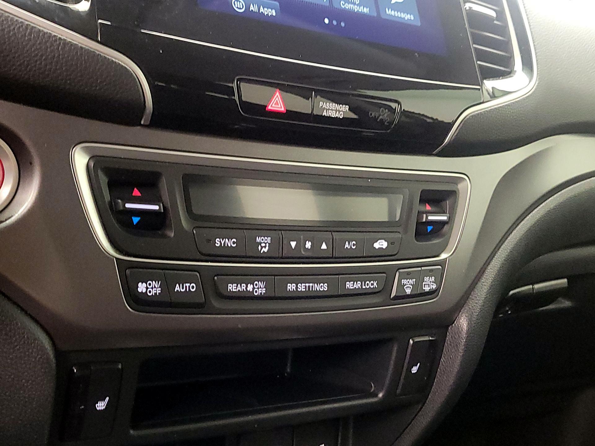 Thumbnail: 2020 Honda Pilot - 16