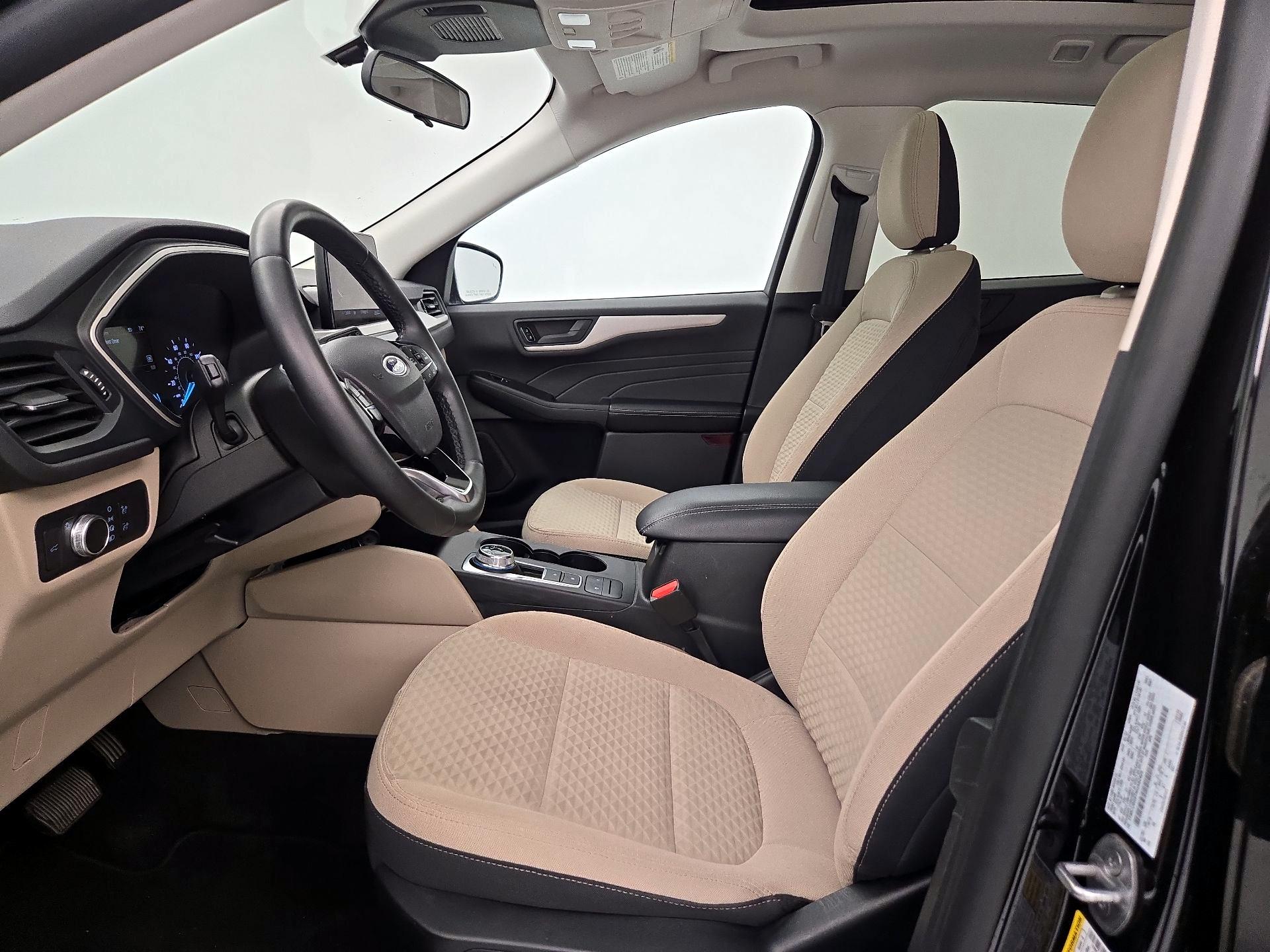 Thumbnail: 2022 Ford Escape - 11