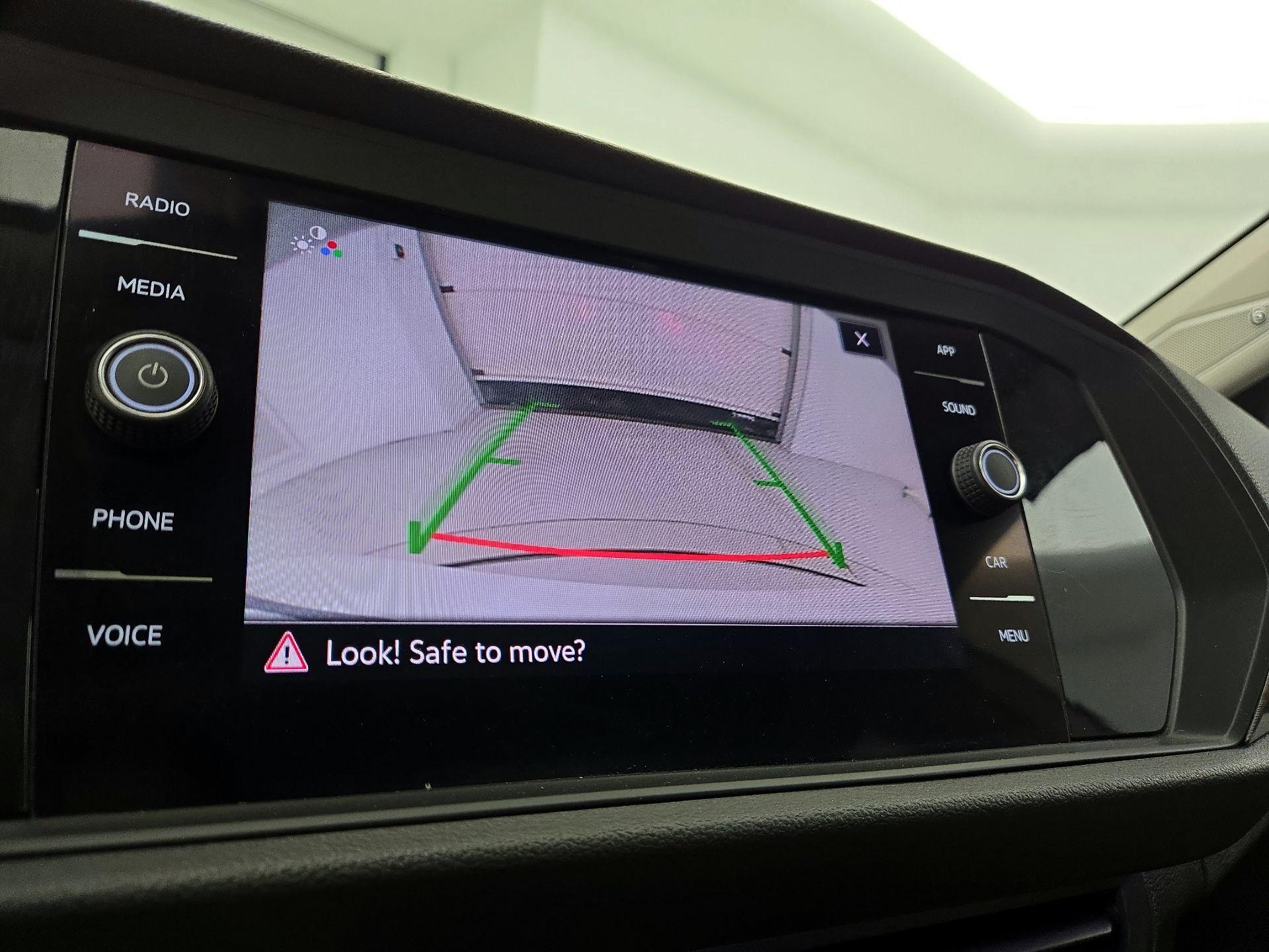 Thumbnail: 2021 Volkswagen Jetta - 14