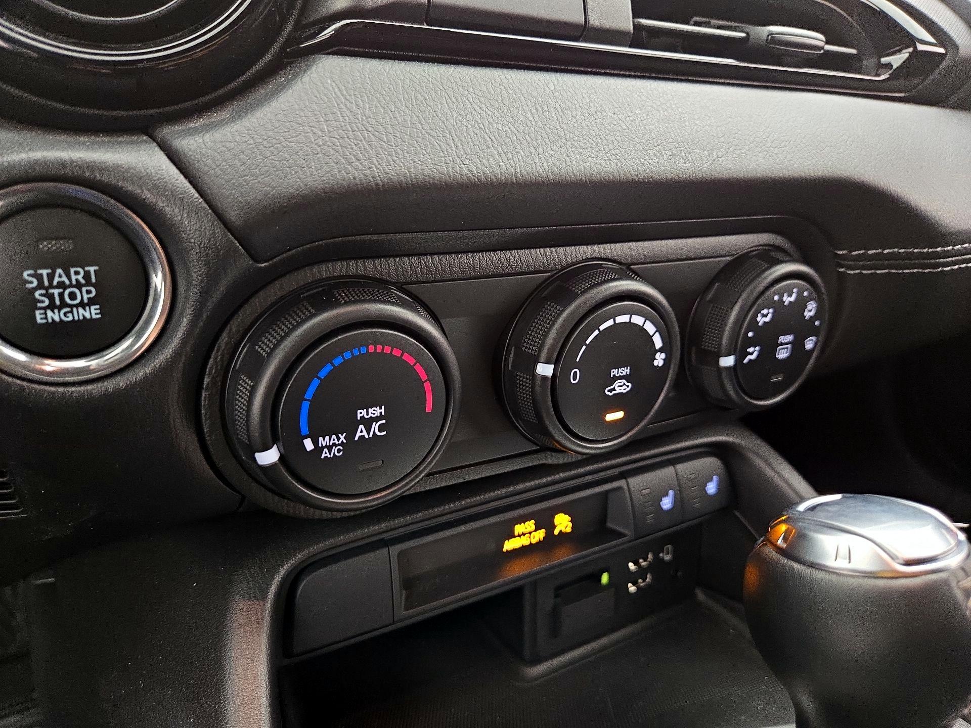 Thumbnail: 2021 Mazda MX-5 Miata - 16