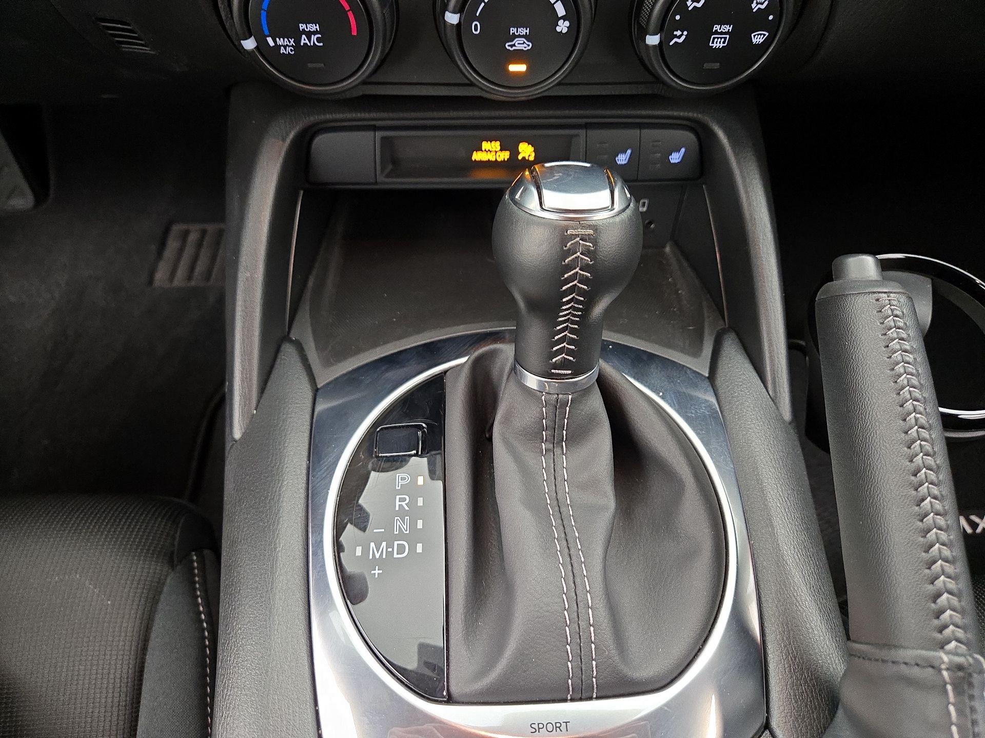 Thumbnail: 2021 Mazda MX-5 Miata - 17