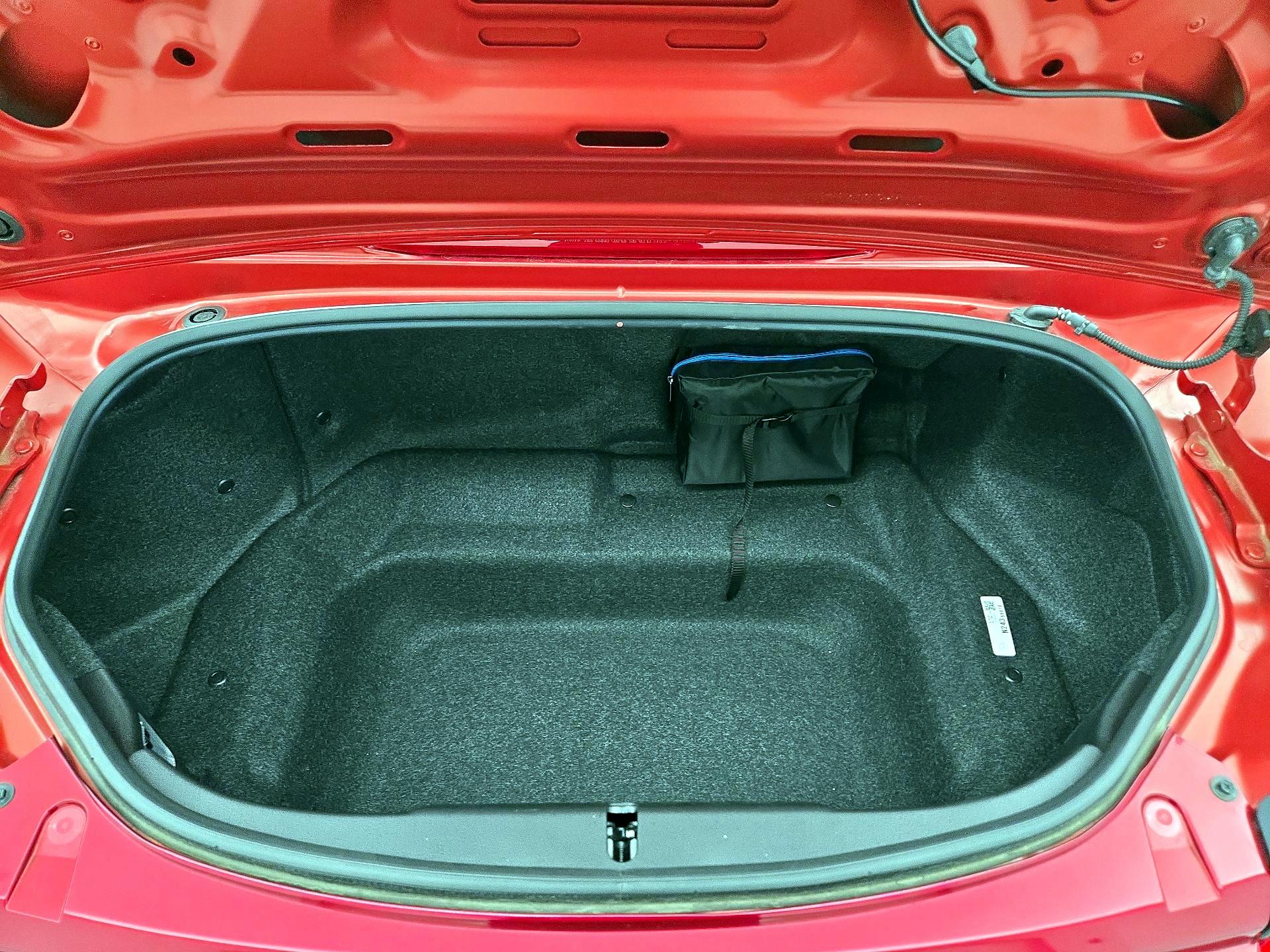 Thumbnail: 2021 Mazda MX-5 Miata - 19