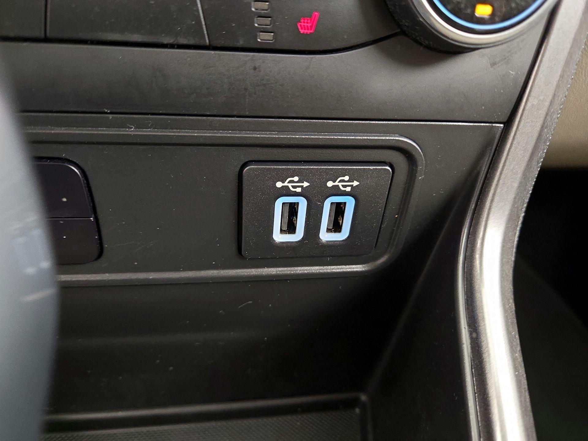 Thumbnail: 2022 Ford EcoSport - 18