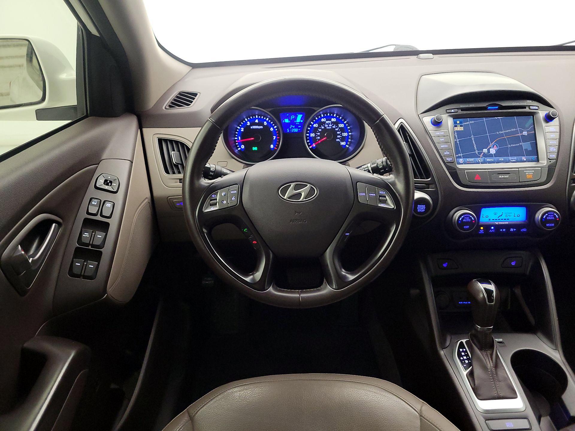 Thumbnail: 2014 Hyundai Tucson - 10