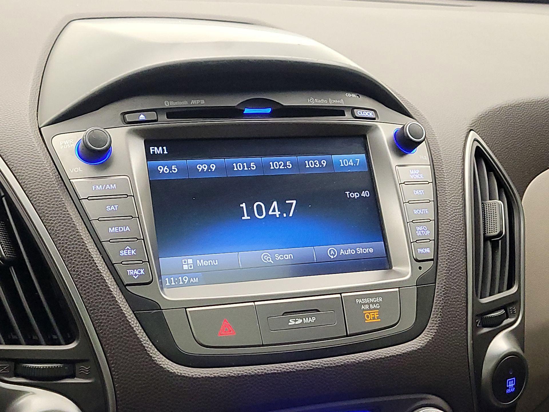 Thumbnail: 2014 Hyundai Tucson - 16