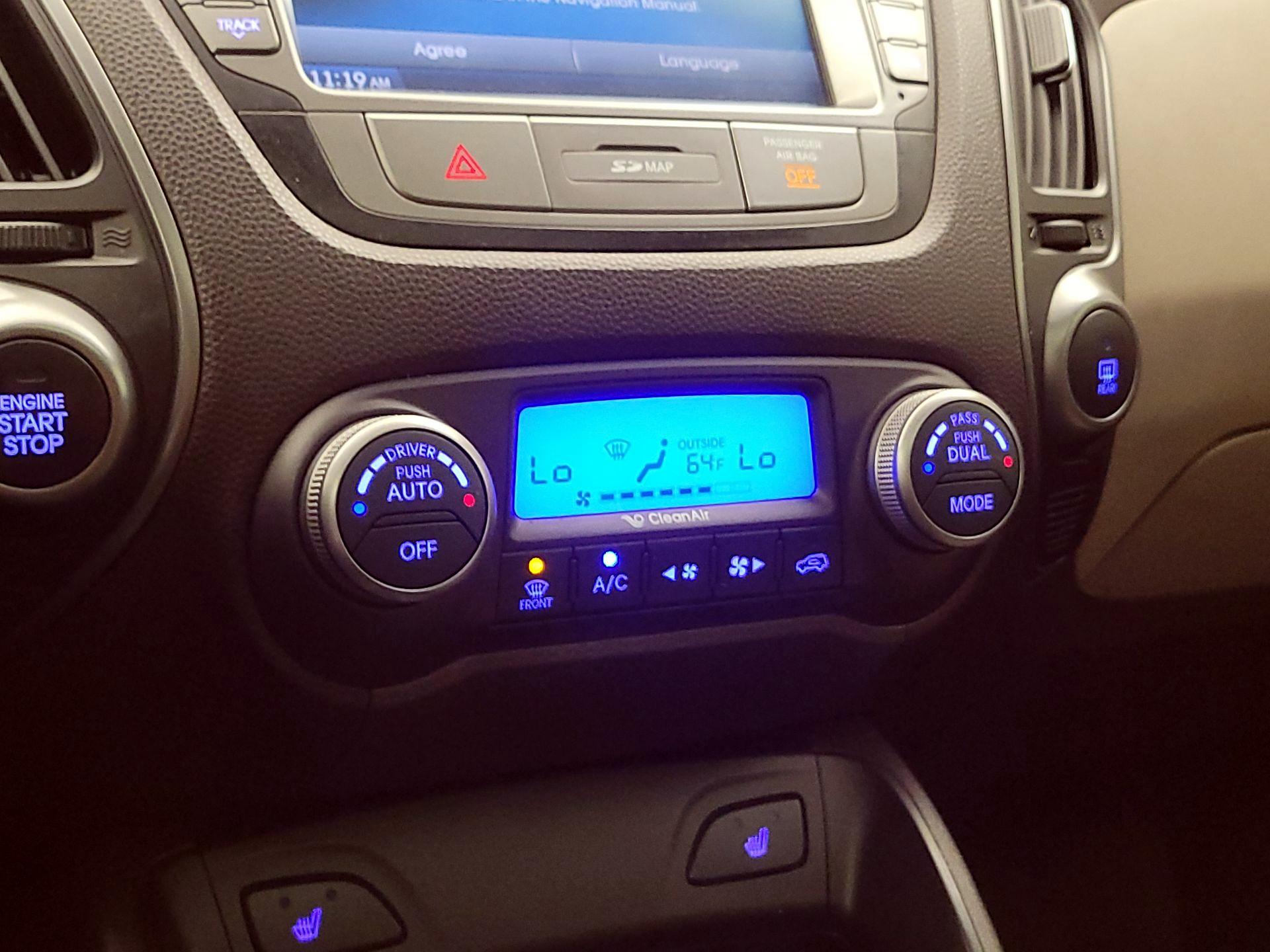 Thumbnail: 2014 Hyundai Tucson - 17