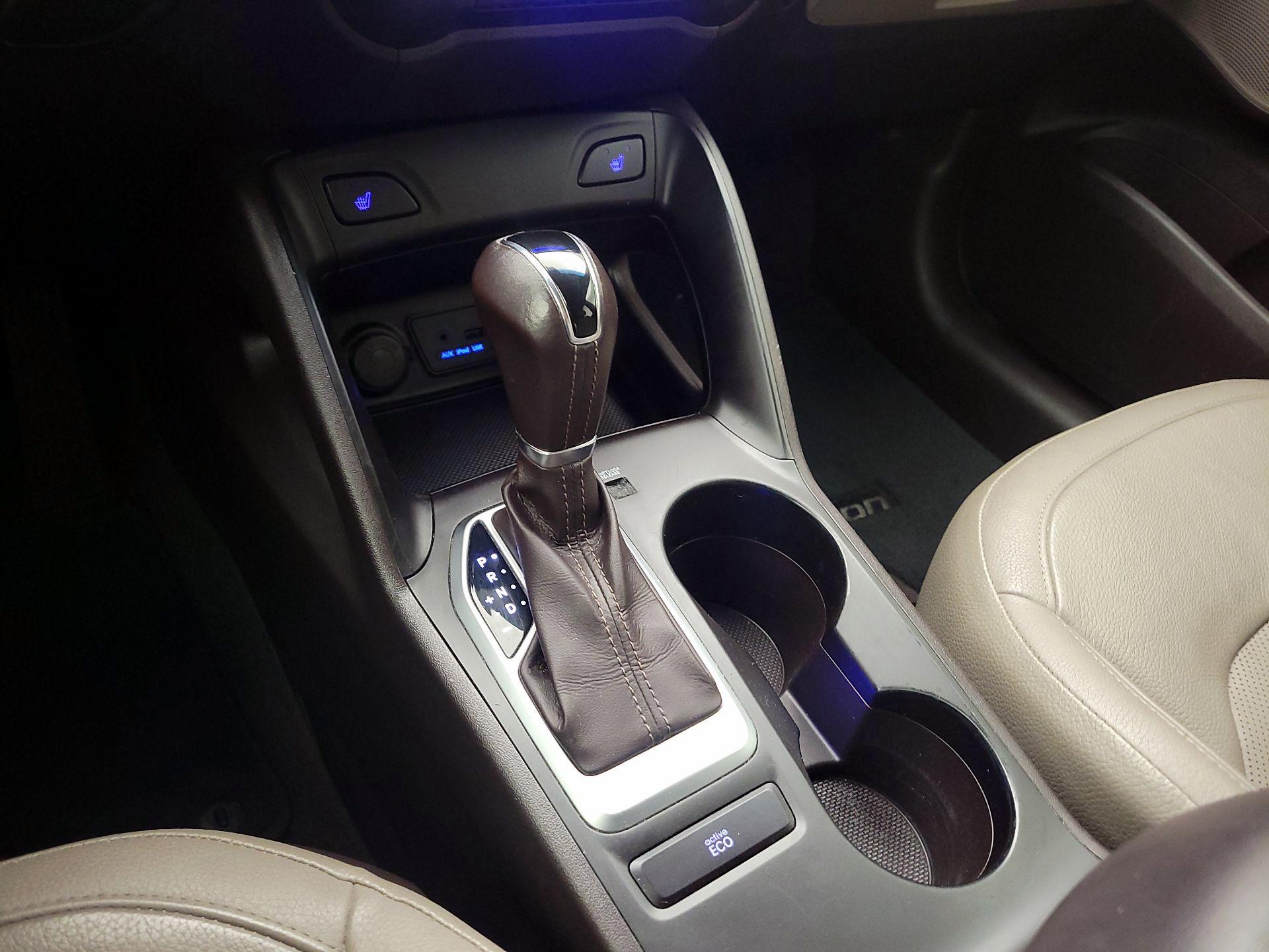 Thumbnail: 2014 Hyundai Tucson - 18