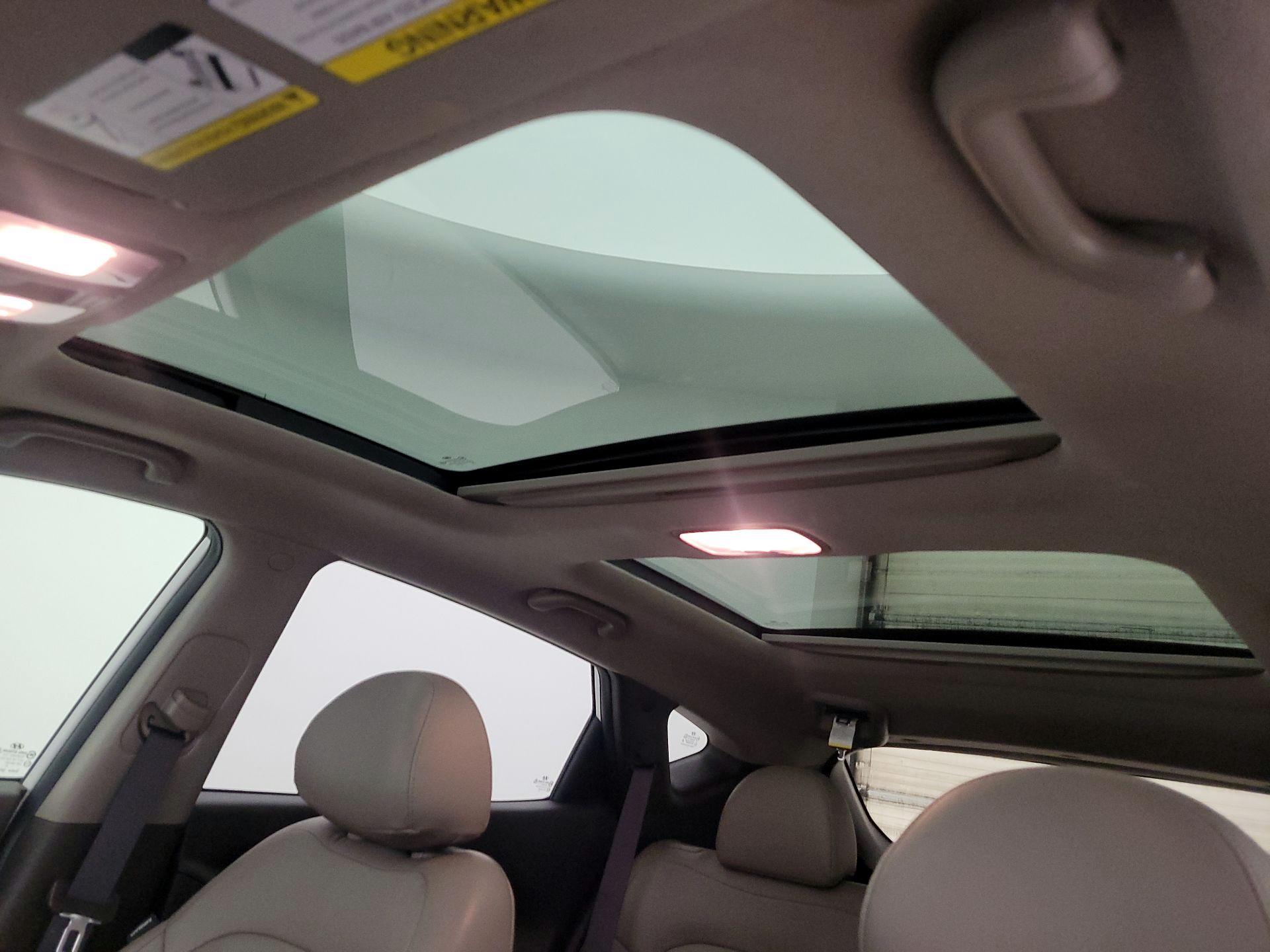 Thumbnail: 2014 Hyundai Tucson - 20