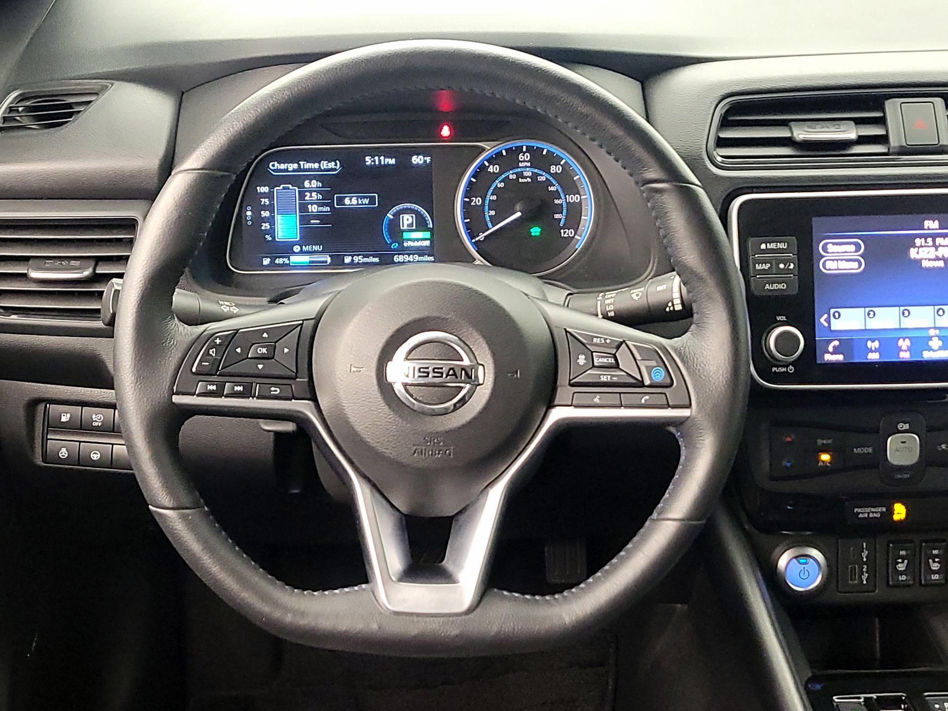 Thumbnail: 2020 Nissan Leaf - 10