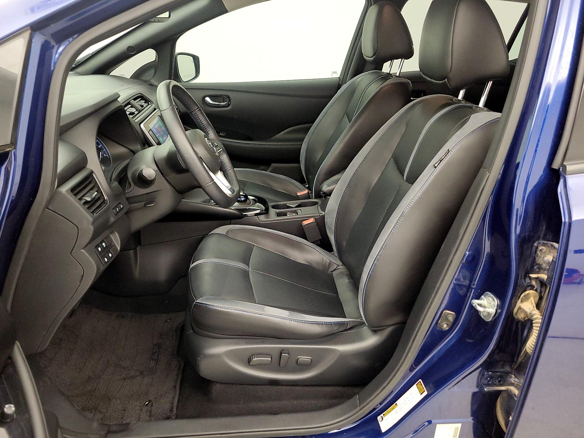 Thumbnail: 2020 Nissan Leaf - 11