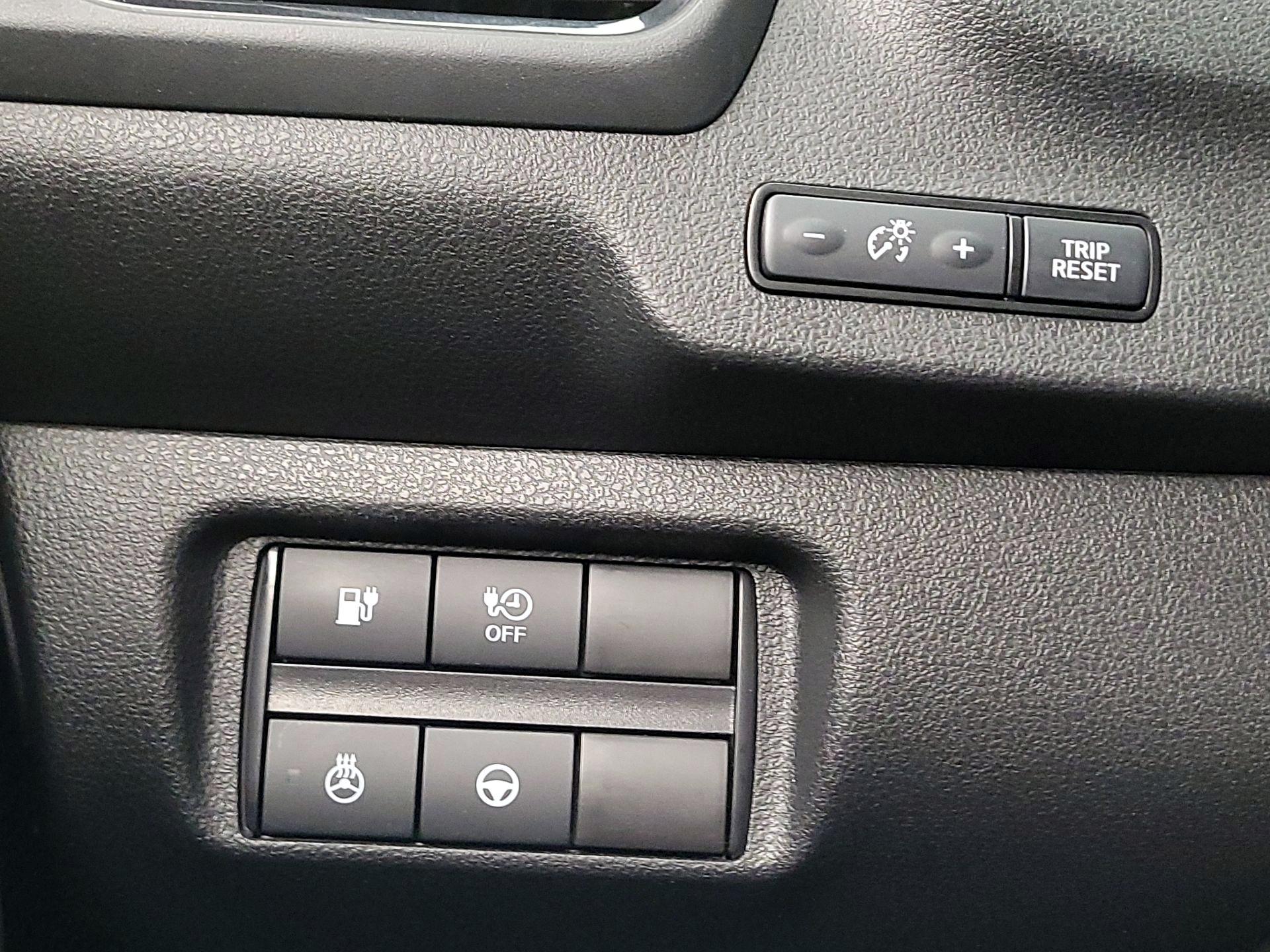 Thumbnail: 2020 Nissan Leaf - 13