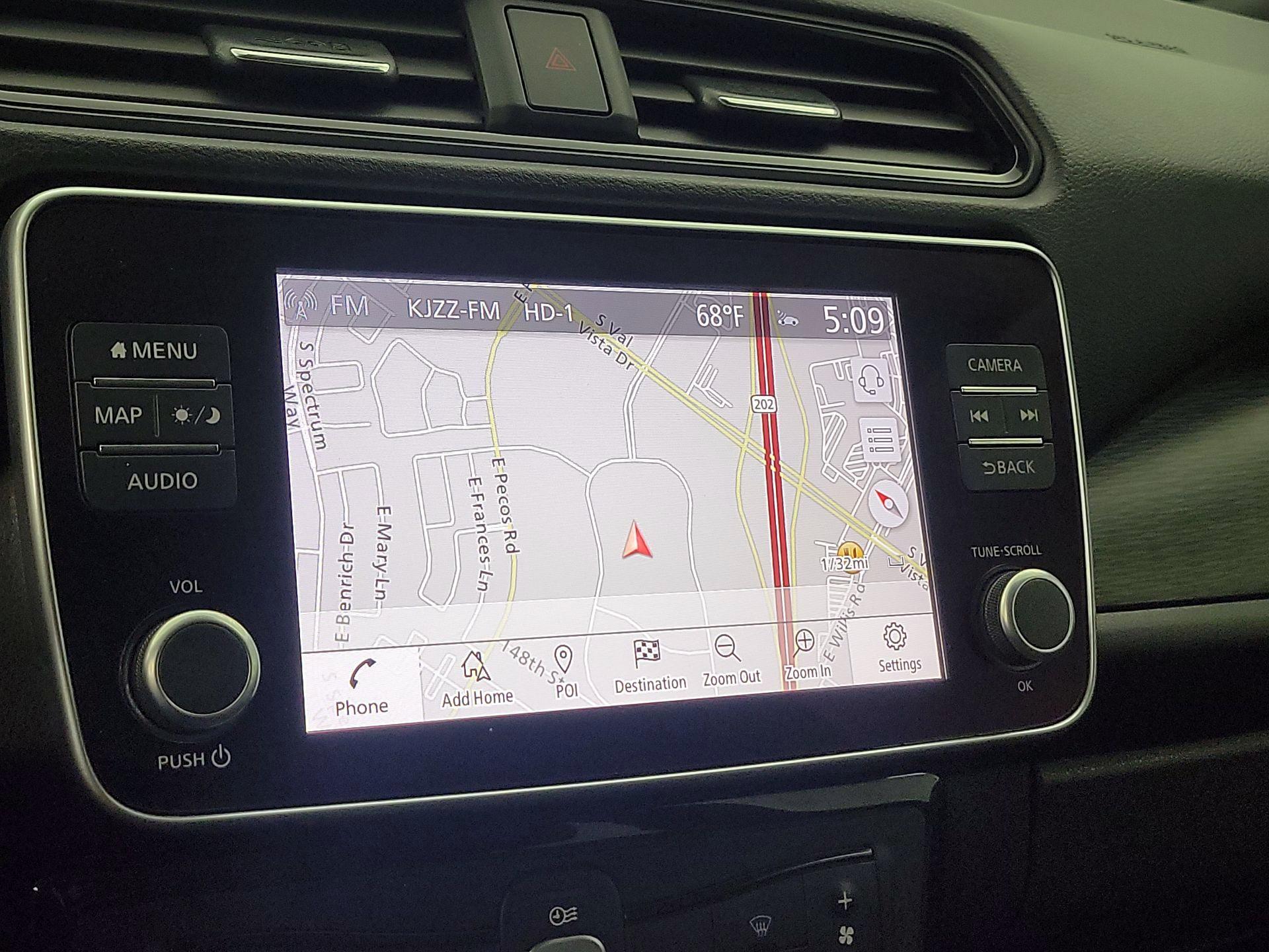 Thumbnail: 2020 Nissan Leaf - 14