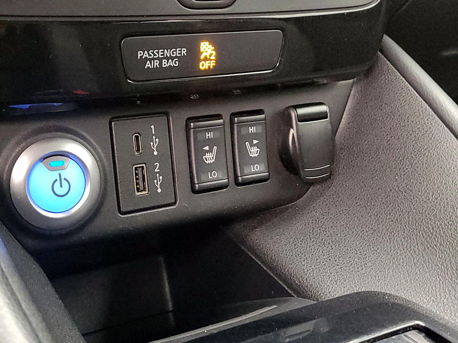 Thumbnail: 2020 Nissan Leaf - 19