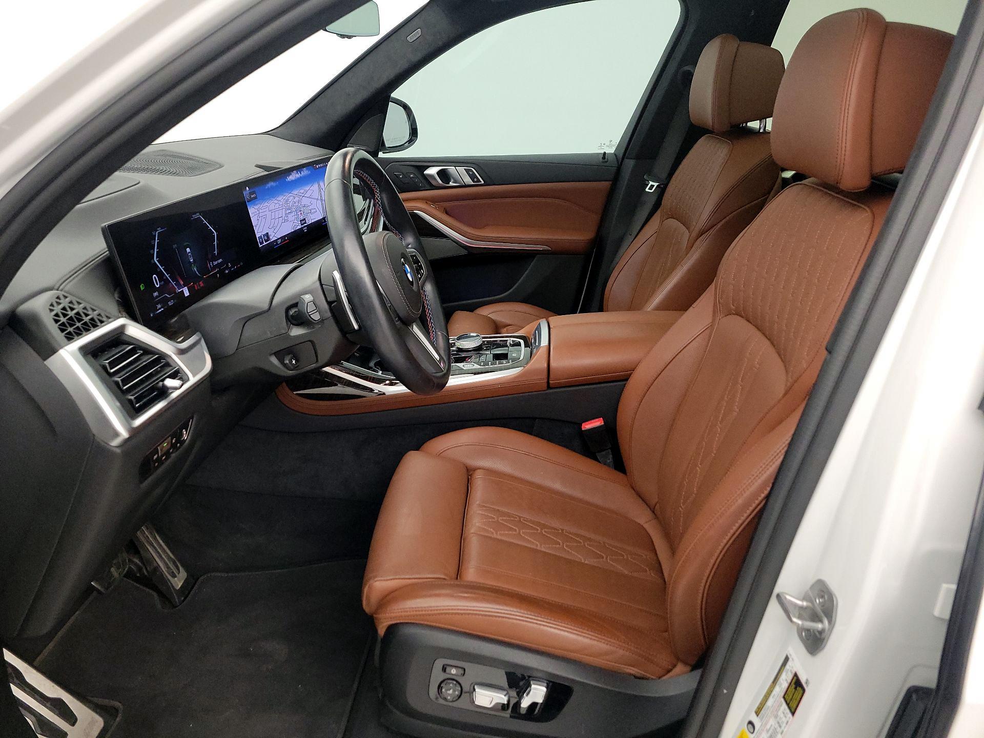 Thumbnail: 2023 BMW X7 - 11