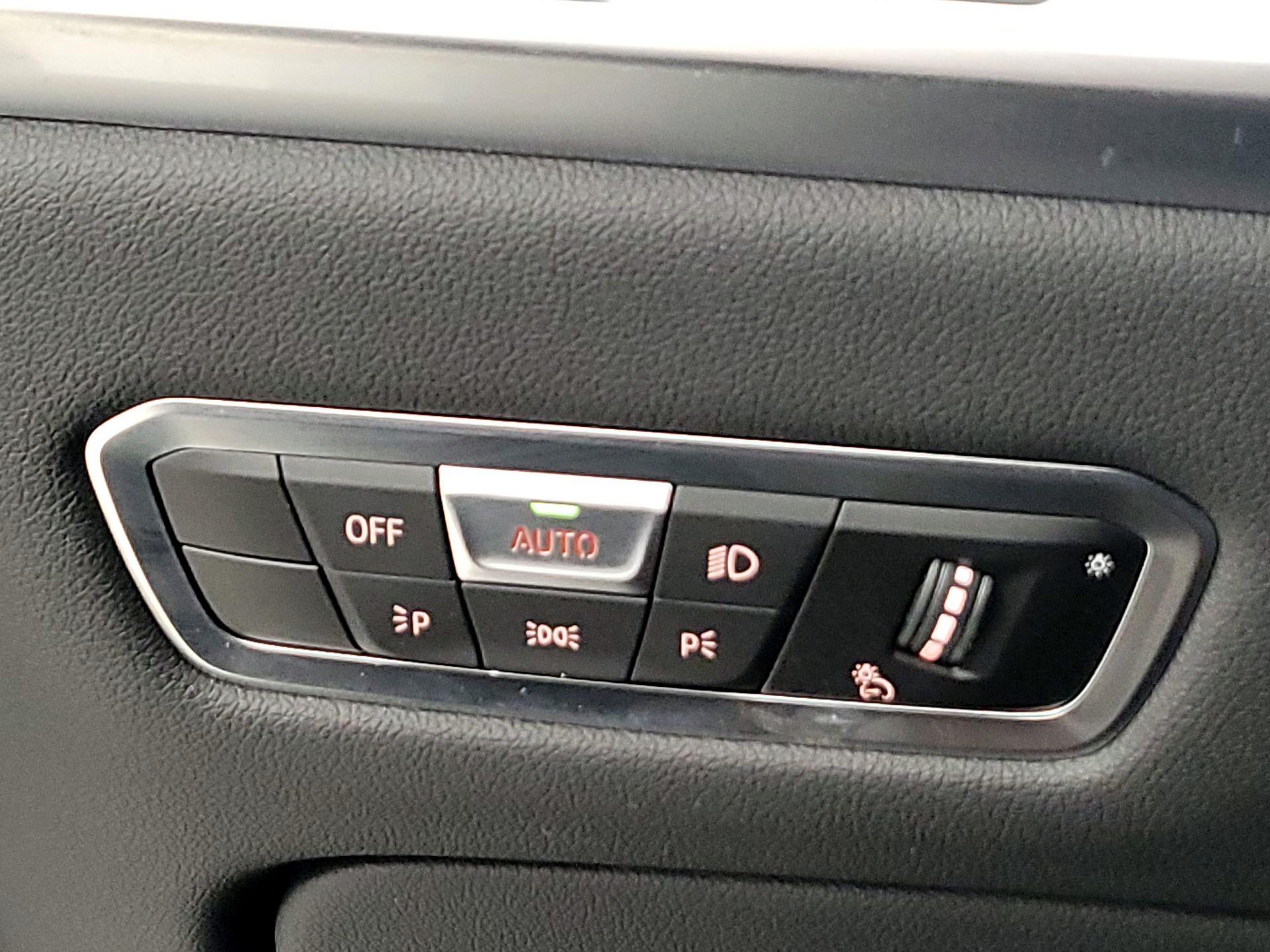 Thumbnail: 2023 BMW X7 - 13