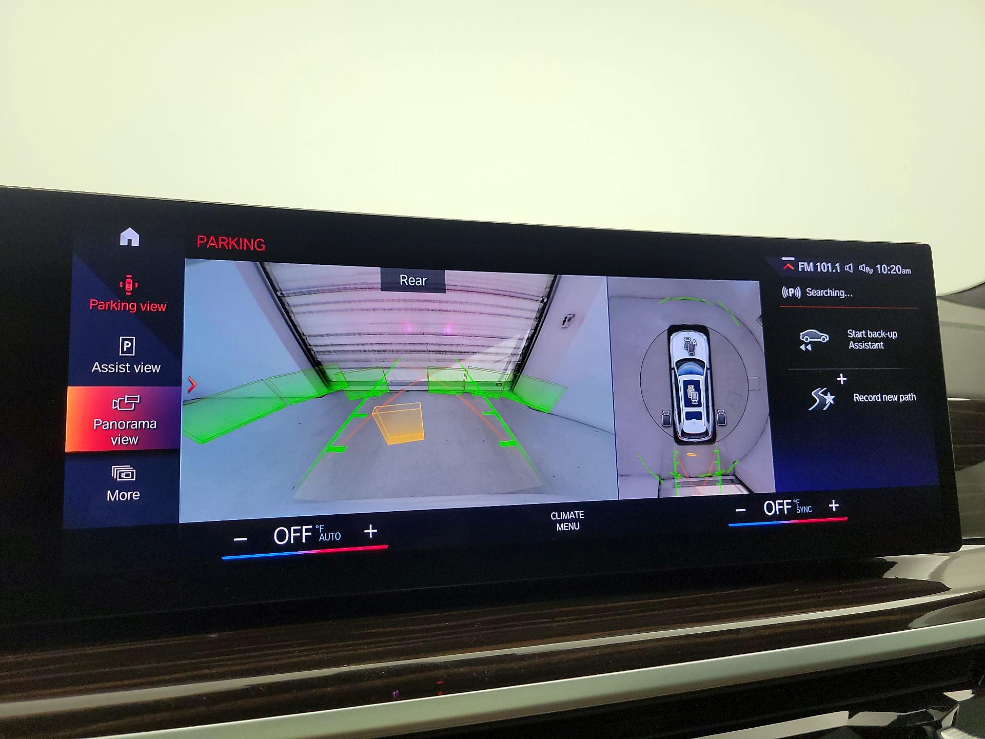 Thumbnail: 2023 BMW X7 - 15