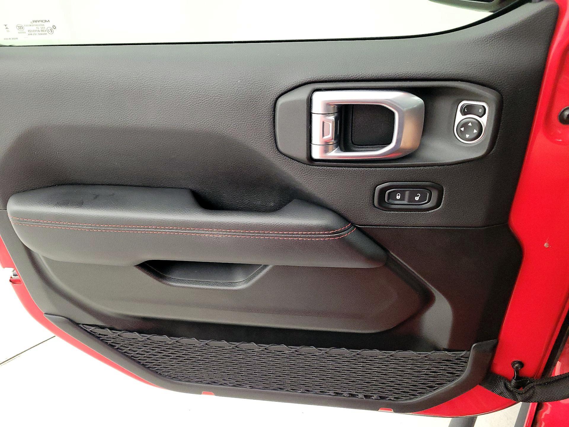 Thumbnail: 2023 Jeep Gladiator - 12