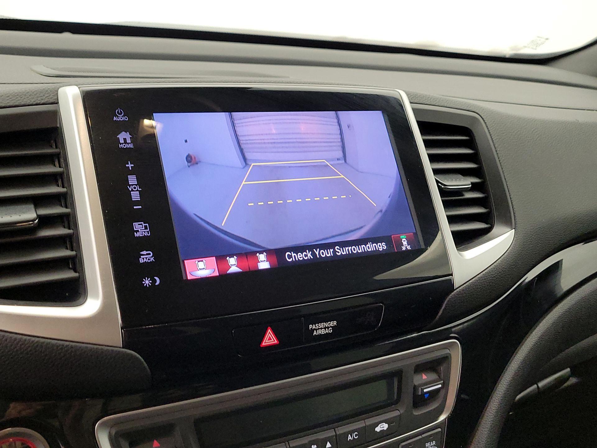 Thumbnail: 2019 Honda Ridgeline - 15