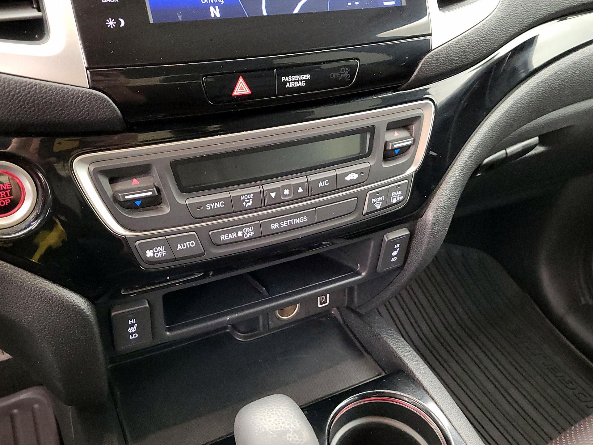 Thumbnail: 2019 Honda Ridgeline - 17