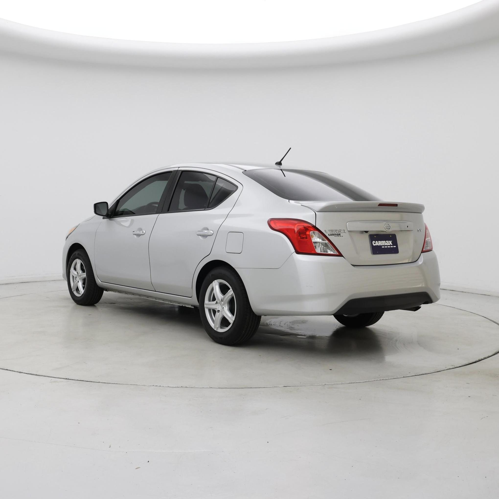 Thumbnail: 2019 Nissan Versa - 2