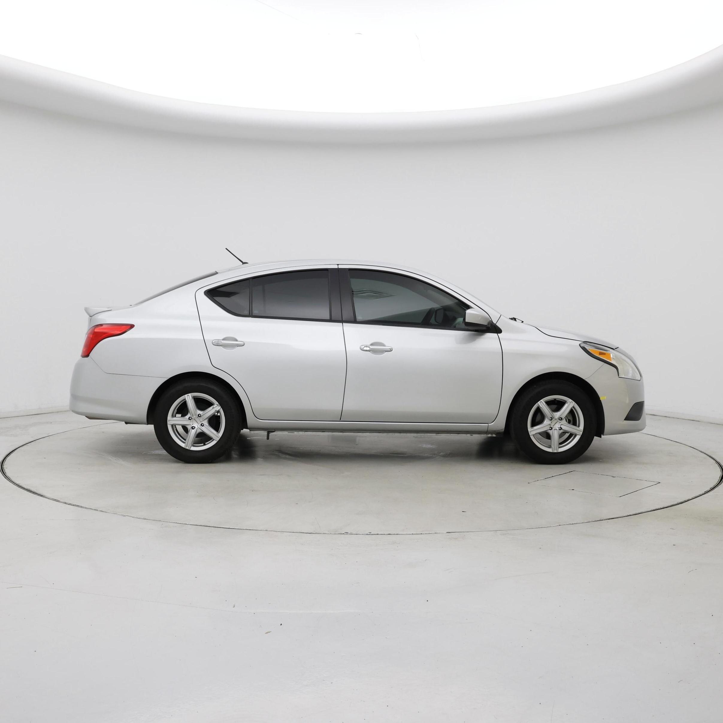 Thumbnail: 2019 Nissan Versa - 7