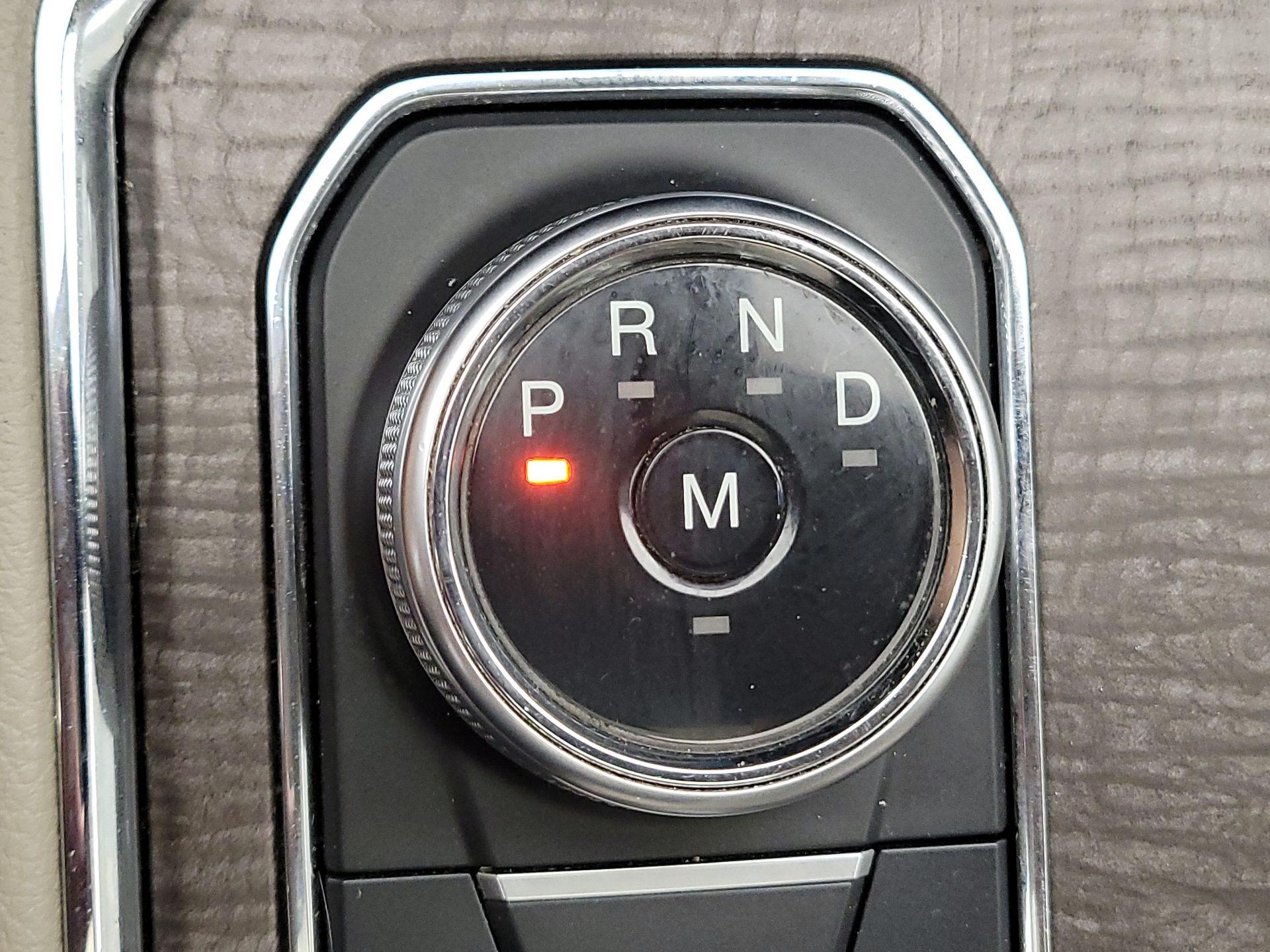 Thumbnail: 2019 Ford Expedition - 18