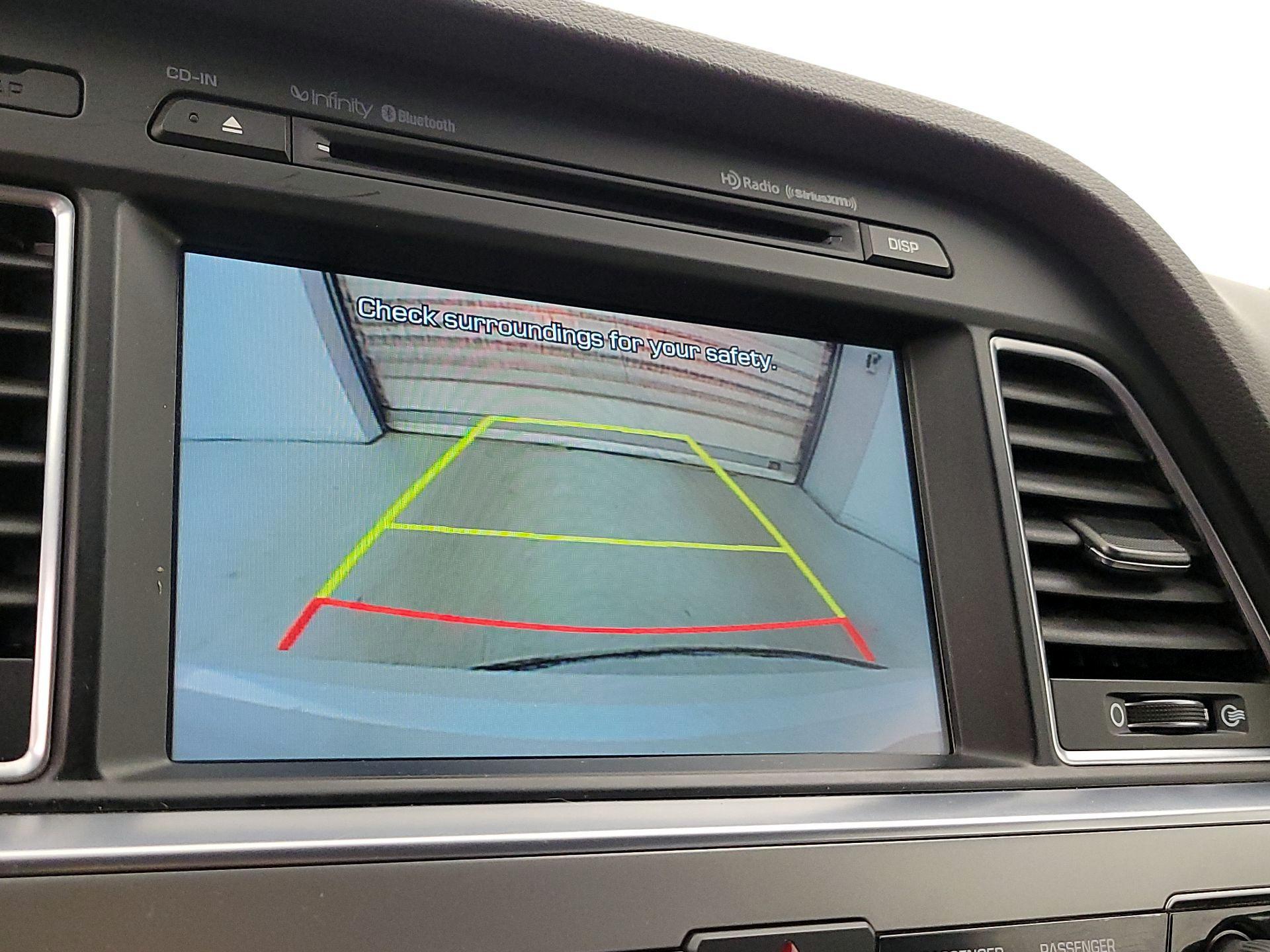 Thumbnail: 2015 Hyundai Sonata - 15