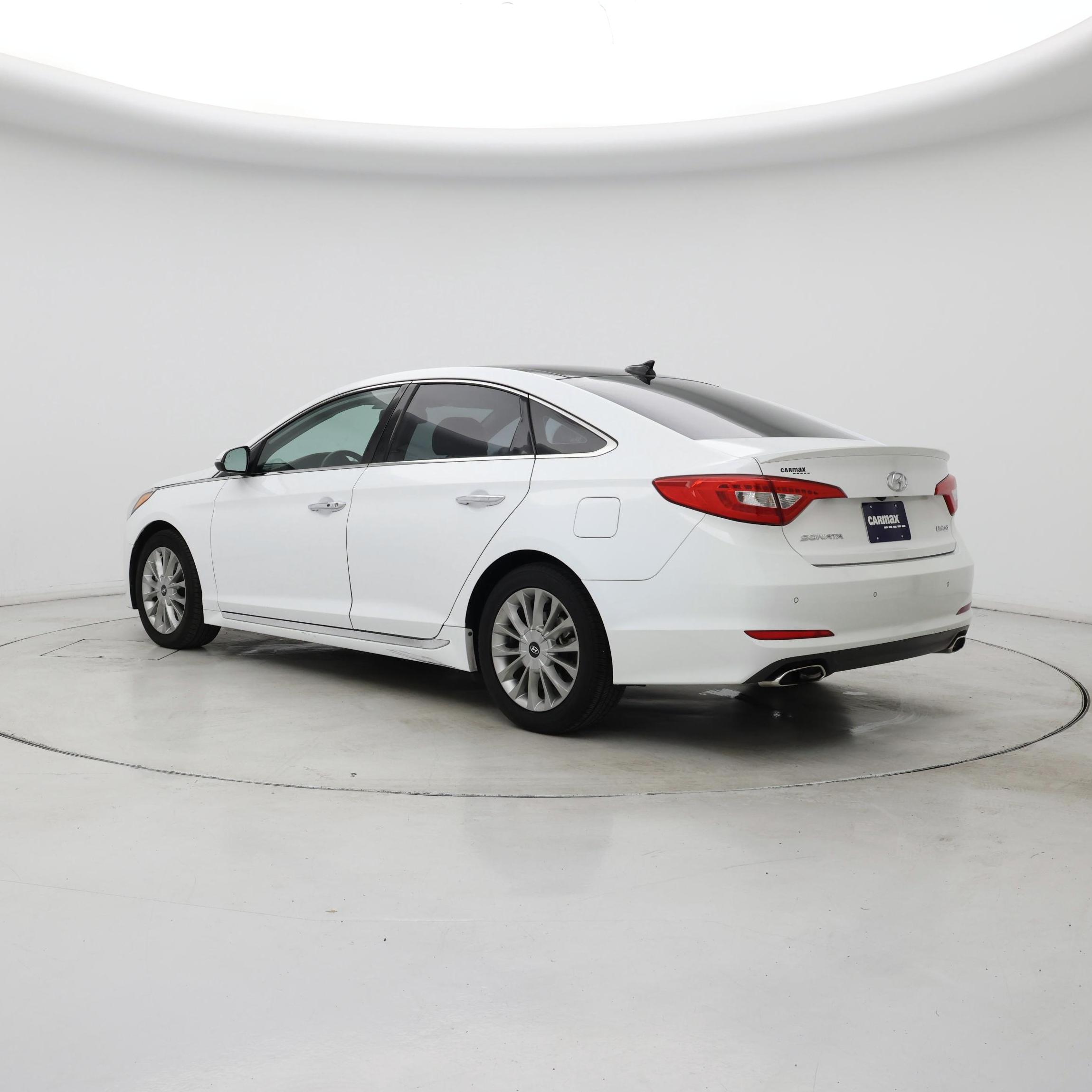 Thumbnail: 2015 Hyundai Sonata - 2