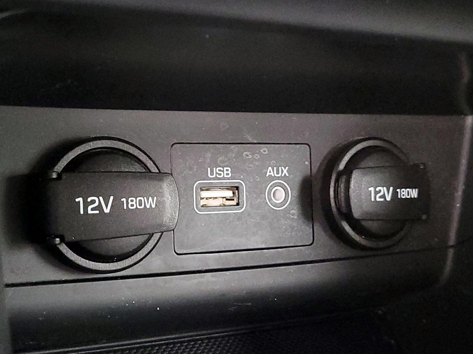 Thumbnail: 2015 Hyundai Sonata - 19