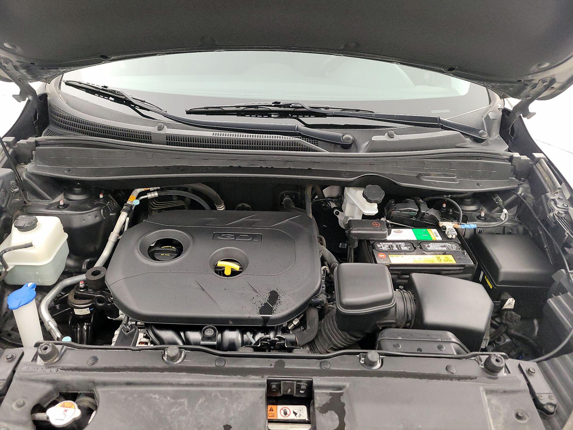 Thumbnail: 2015 Hyundai Tucson - 20