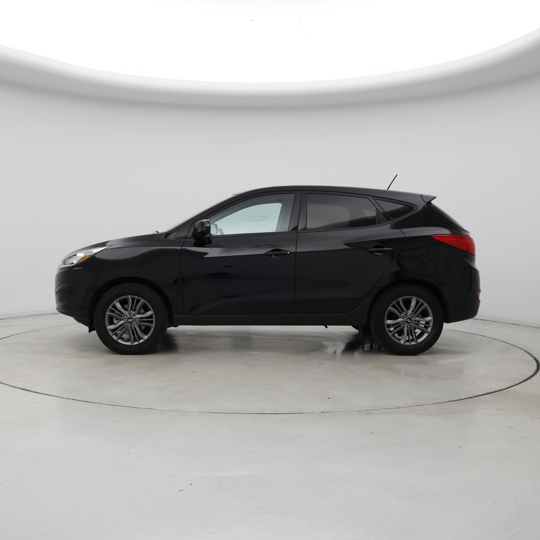 Thumbnail: 2015 Hyundai Tucson - 3