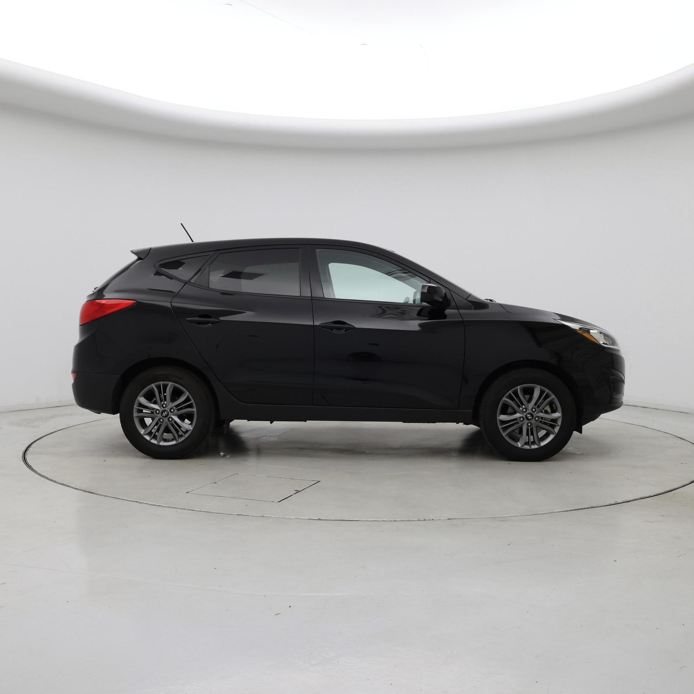 Thumbnail: 2015 Hyundai Tucson - 7
