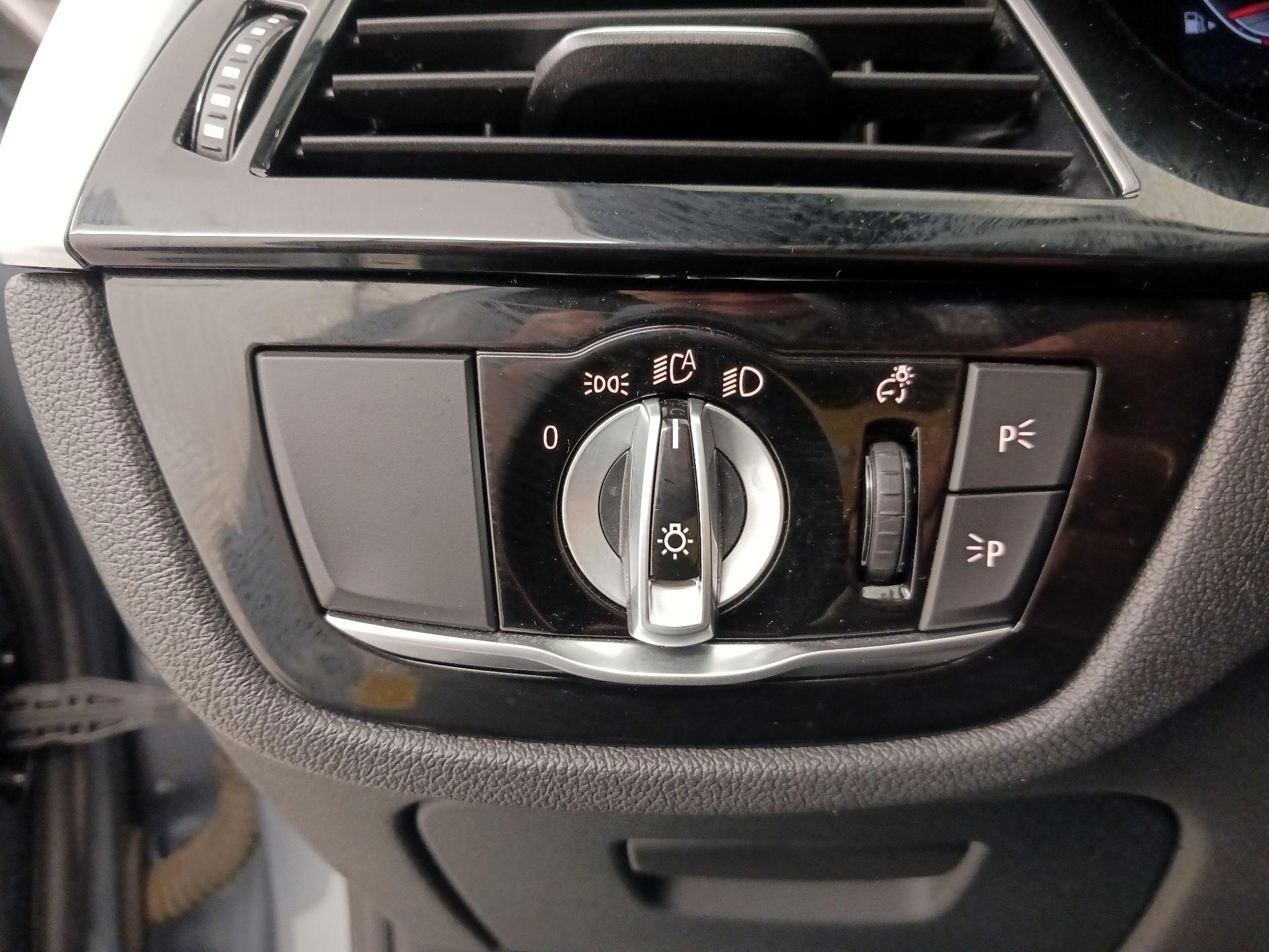 Thumbnail: 2022 BMW 5 Series - 13