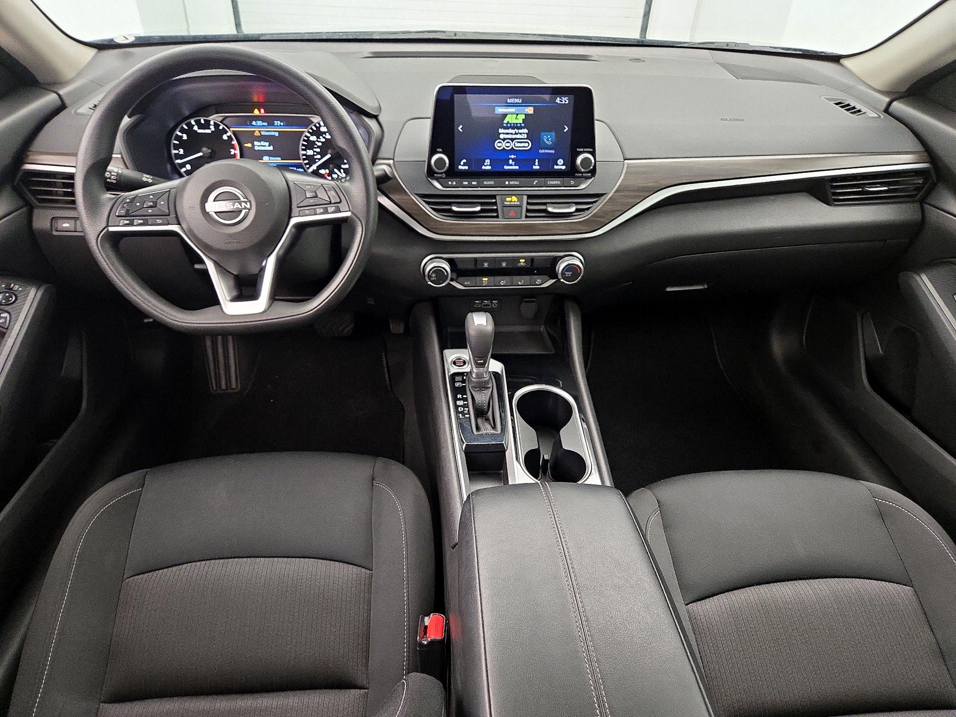 Thumbnail: 2024 Nissan Altima - 9