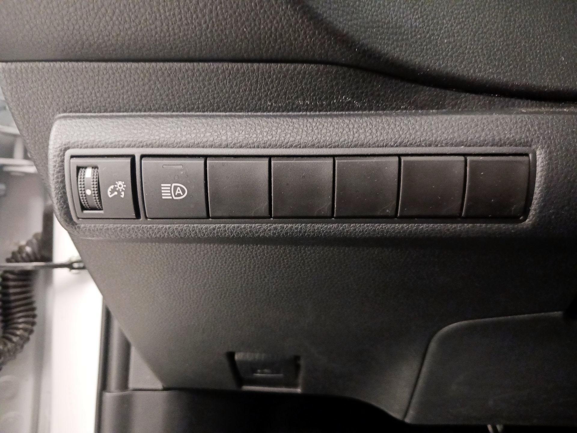 Thumbnail: 2024 Toyota Corolla - 13