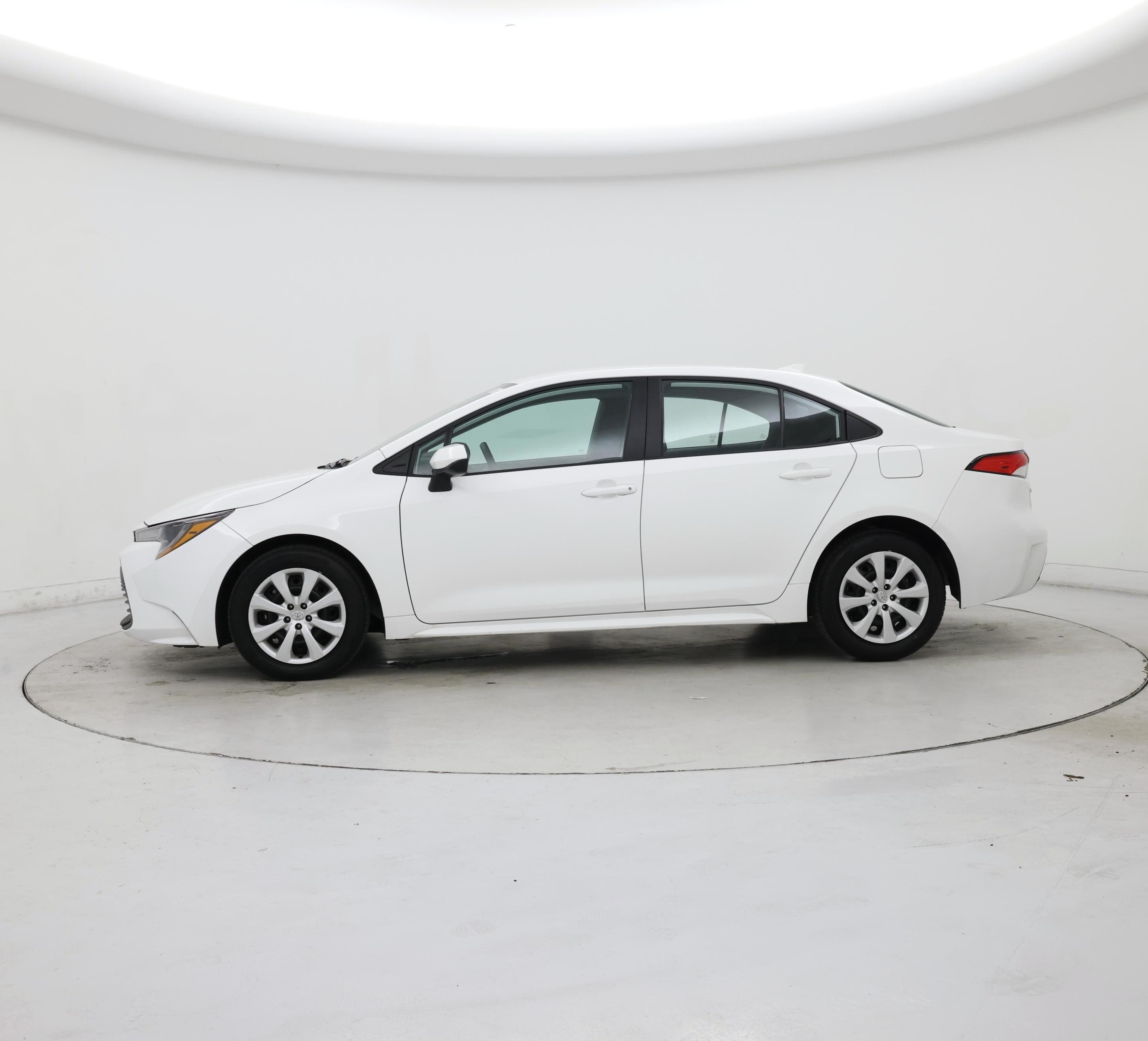 Thumbnail: 2024 Toyota Corolla - 3