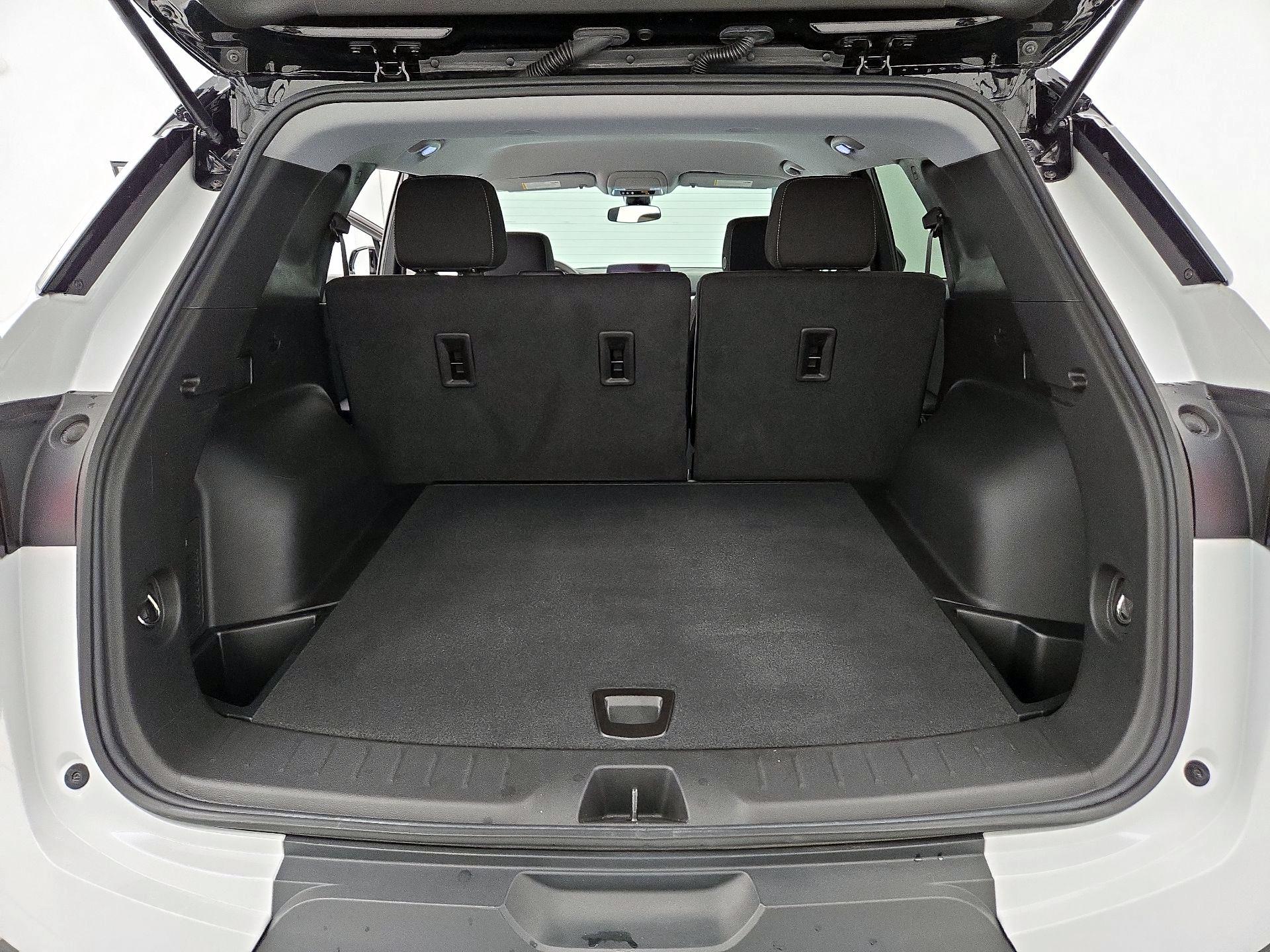 Thumbnail: 2024 Chevrolet Blazer - 20