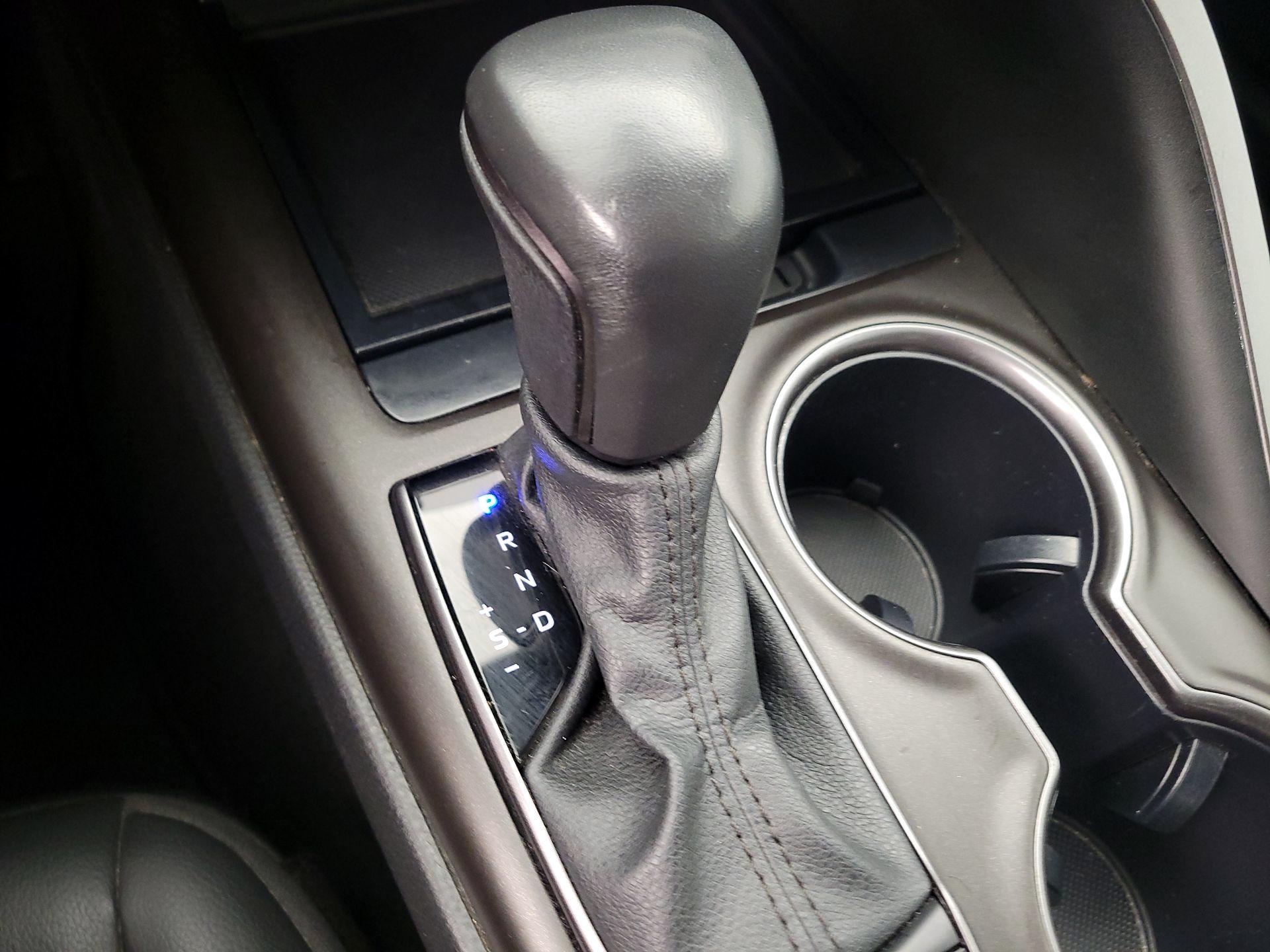 Thumbnail: 2024 Toyota Camry - 17