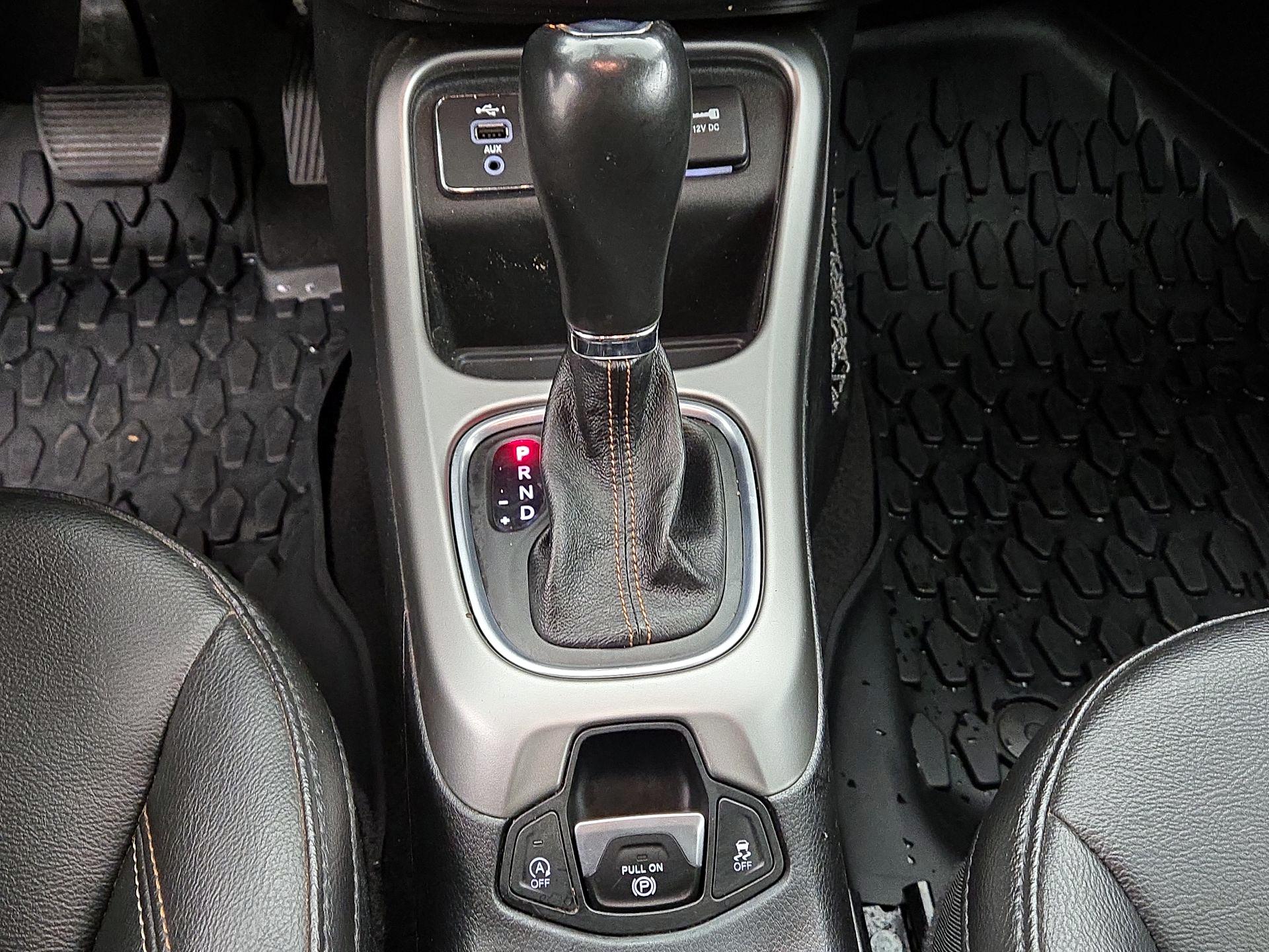 Thumbnail: 2021 Jeep Compass - 17