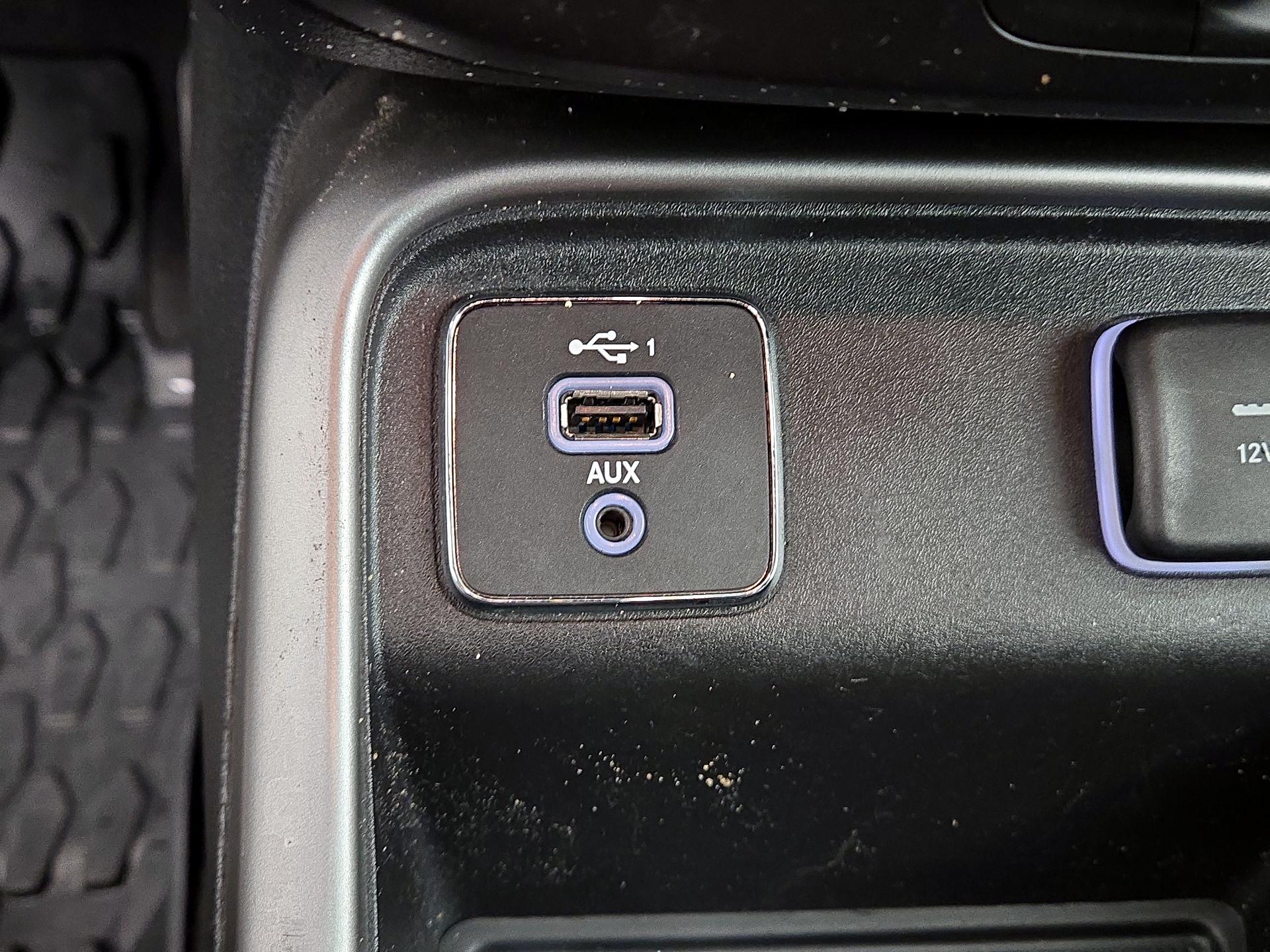 Thumbnail: 2021 Jeep Compass - 18