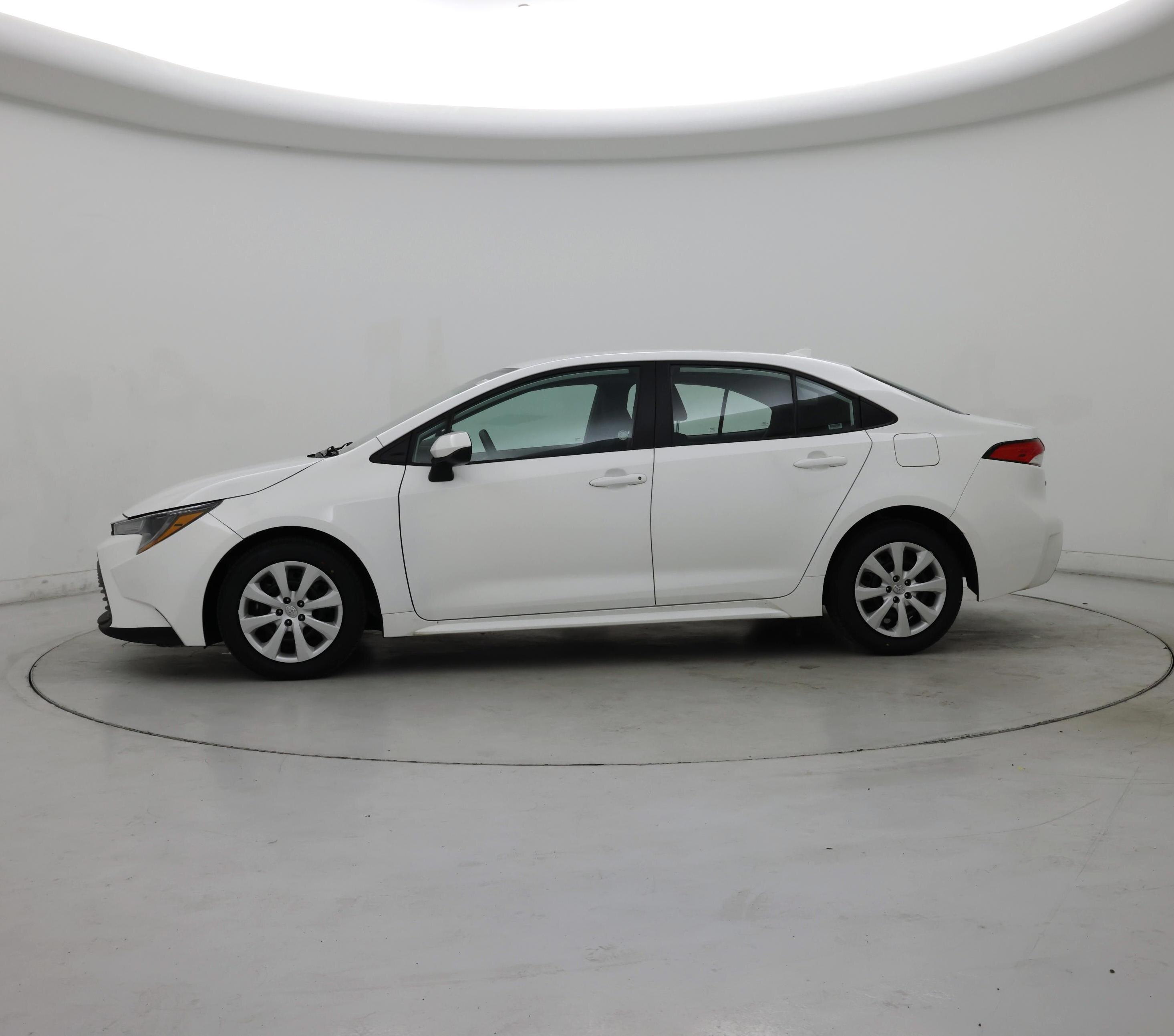 Thumbnail: 2024 Toyota Corolla - 3