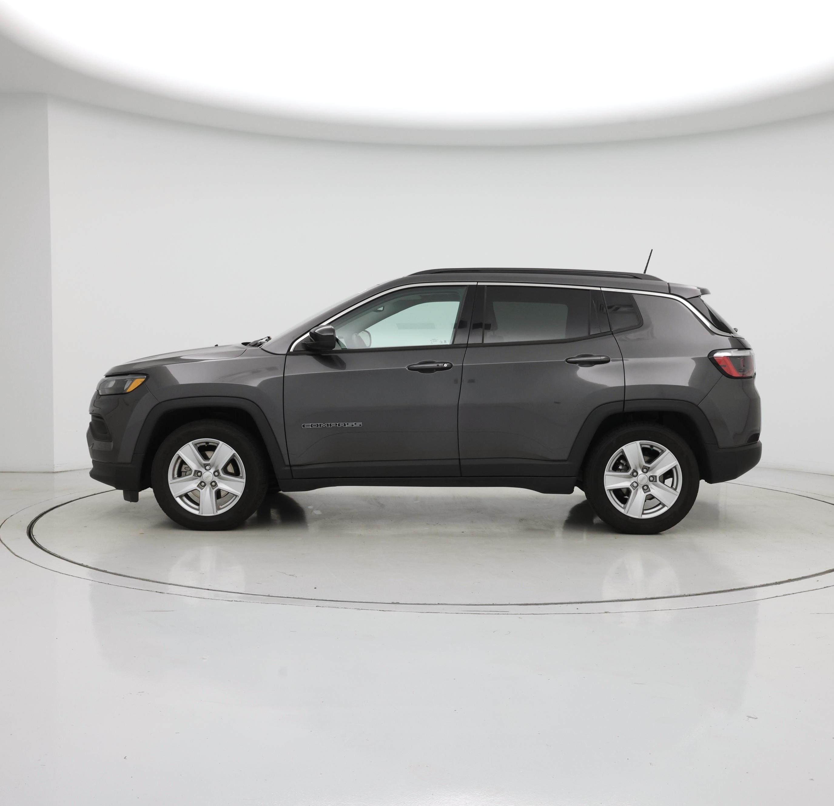 Thumbnail: 2022 Jeep Compass - 3