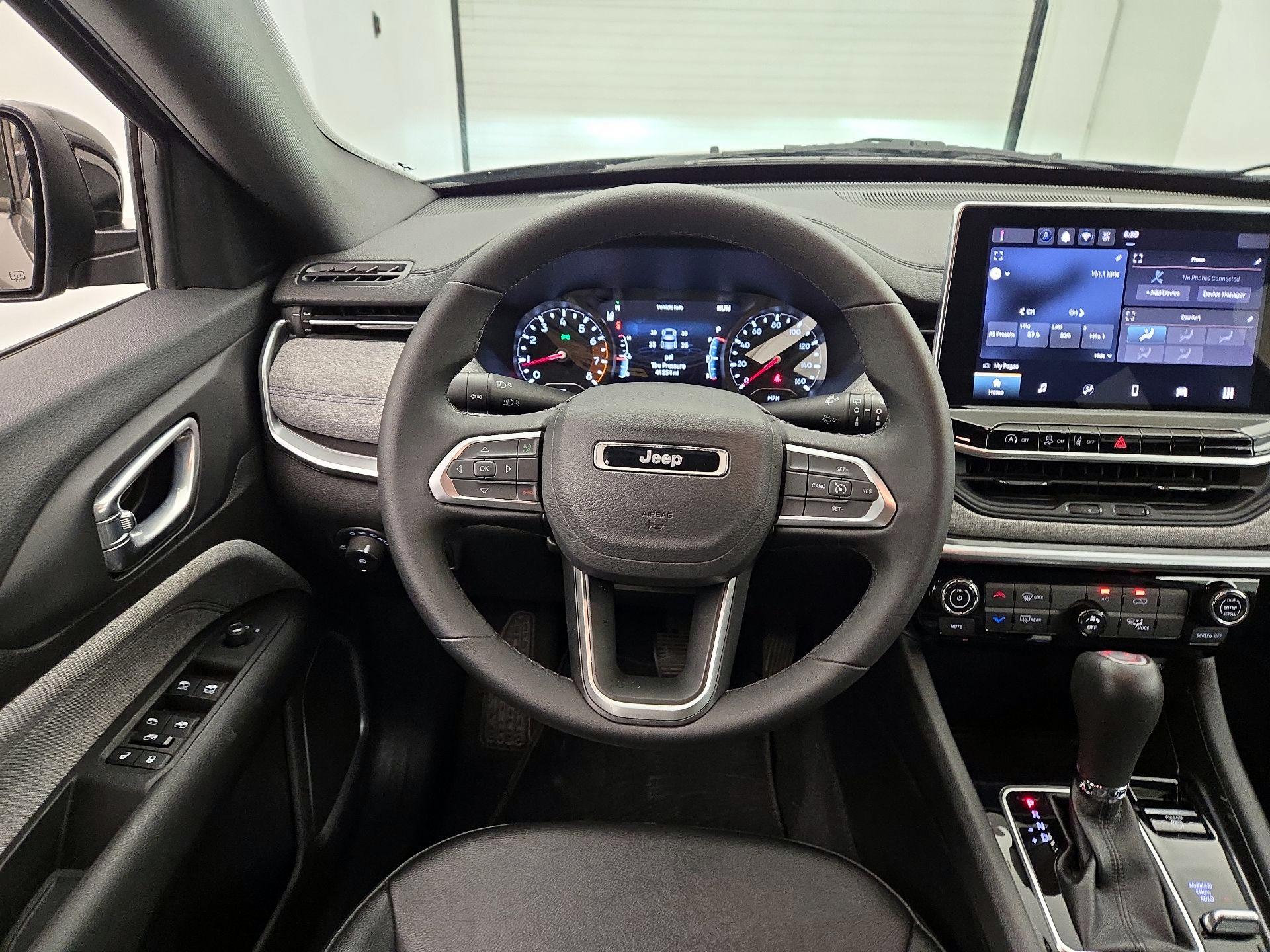 Thumbnail: 2024 Jeep Compass - 10