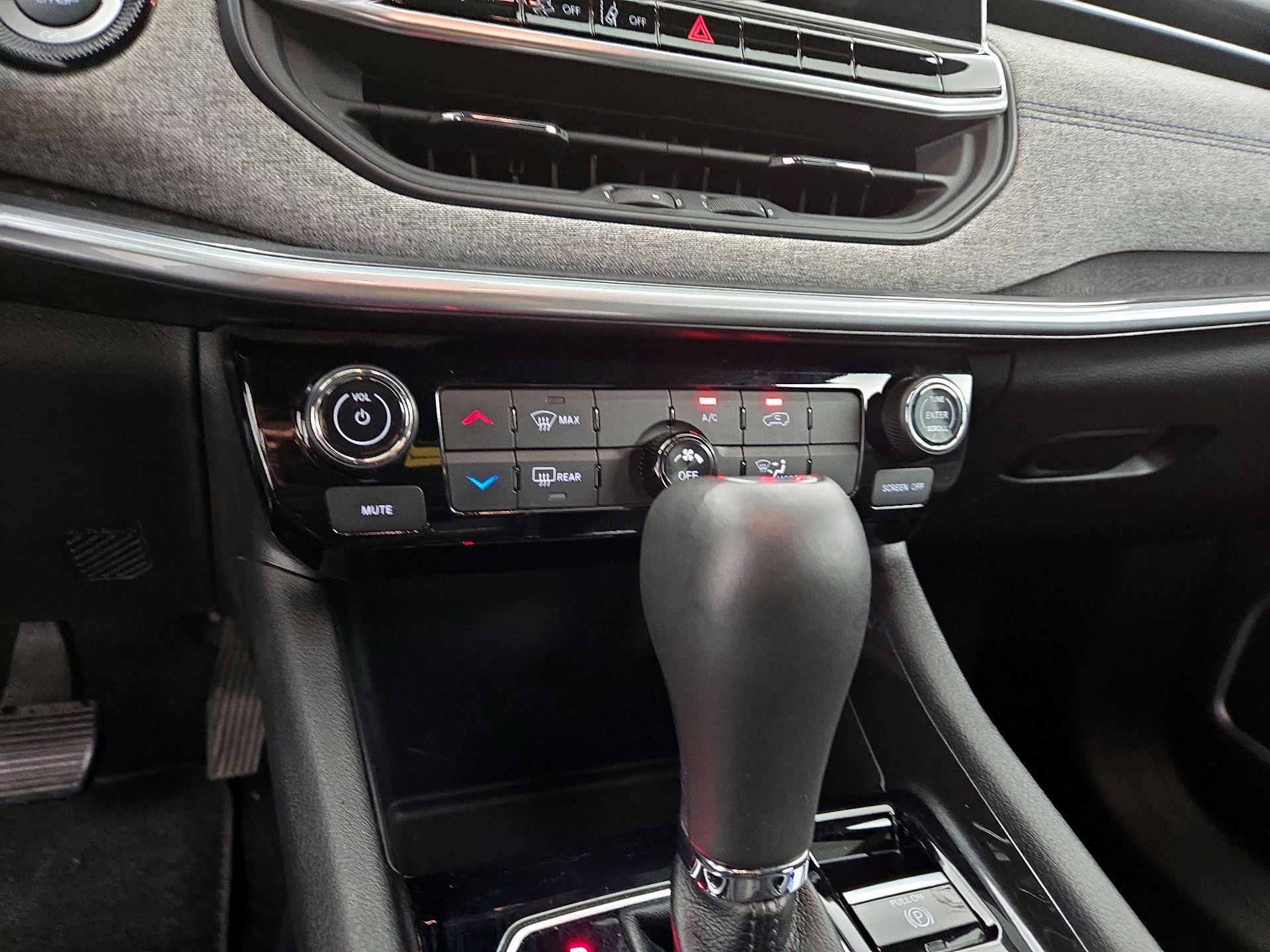 Thumbnail: 2024 Jeep Compass - 16