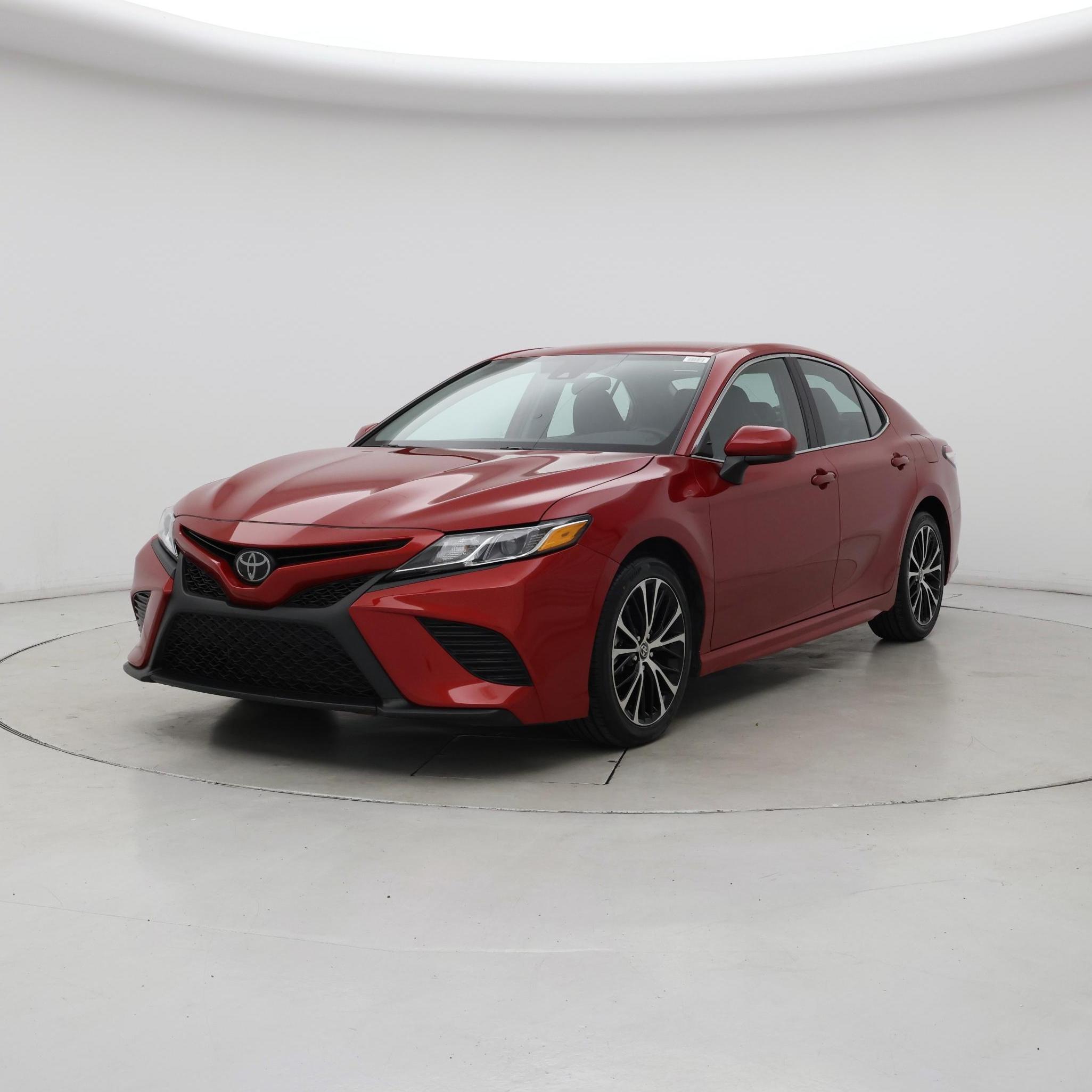 Thumbnail: 2020 Toyota Camry - 4