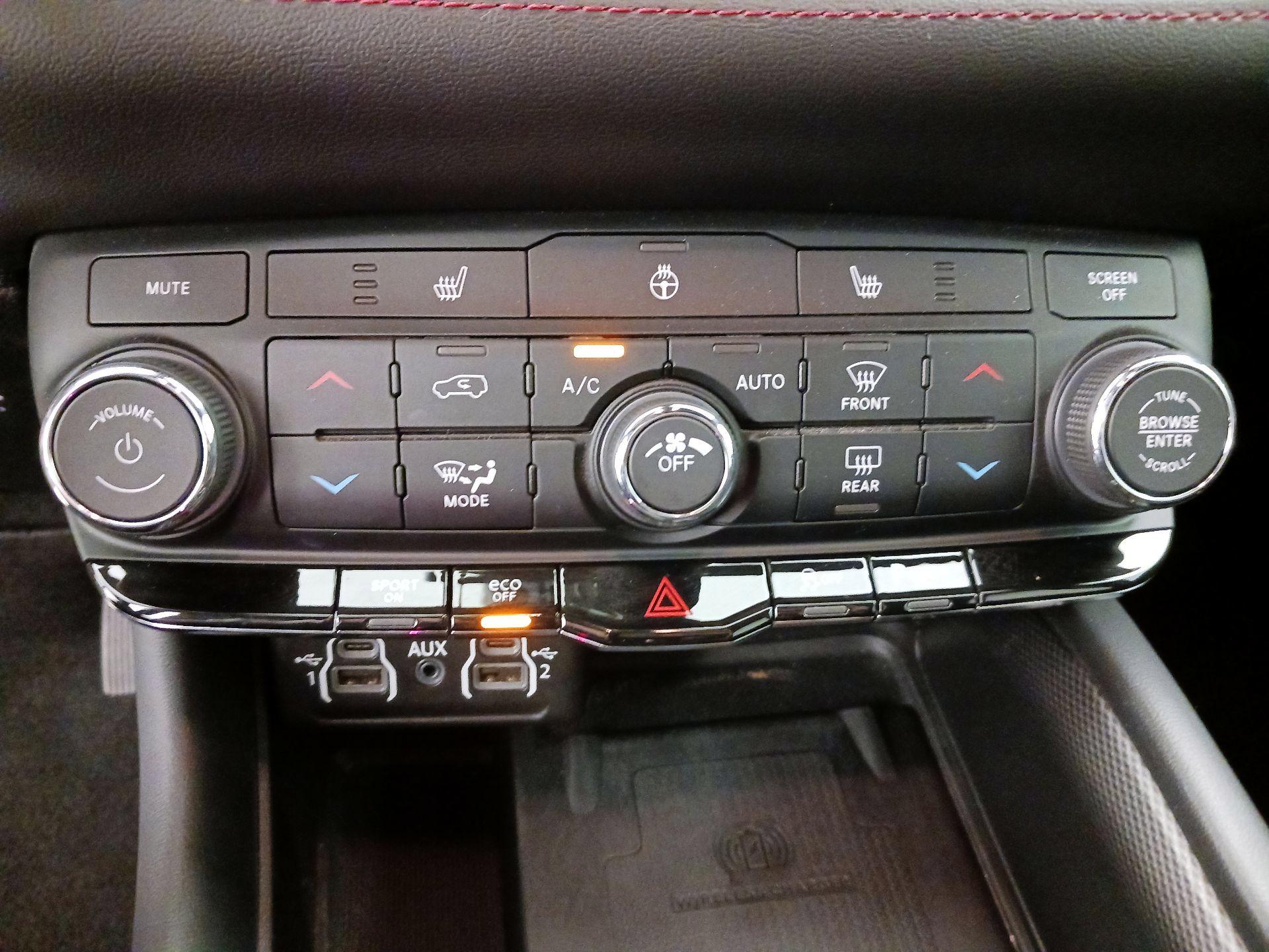 Thumbnail: 2023 Dodge Durango - 17